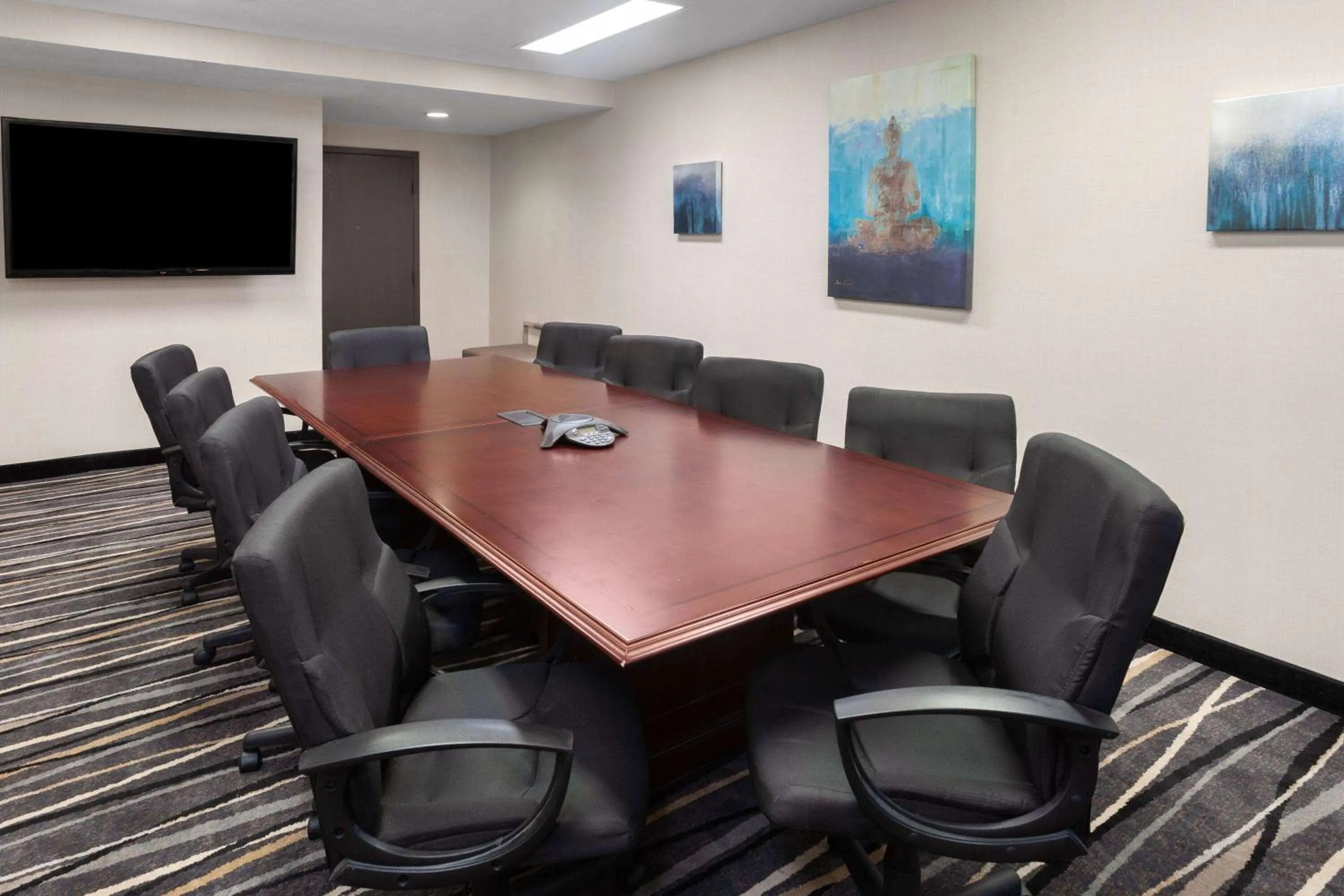 Meeting/conference room in Super 8 by Wyndham Copley Akron