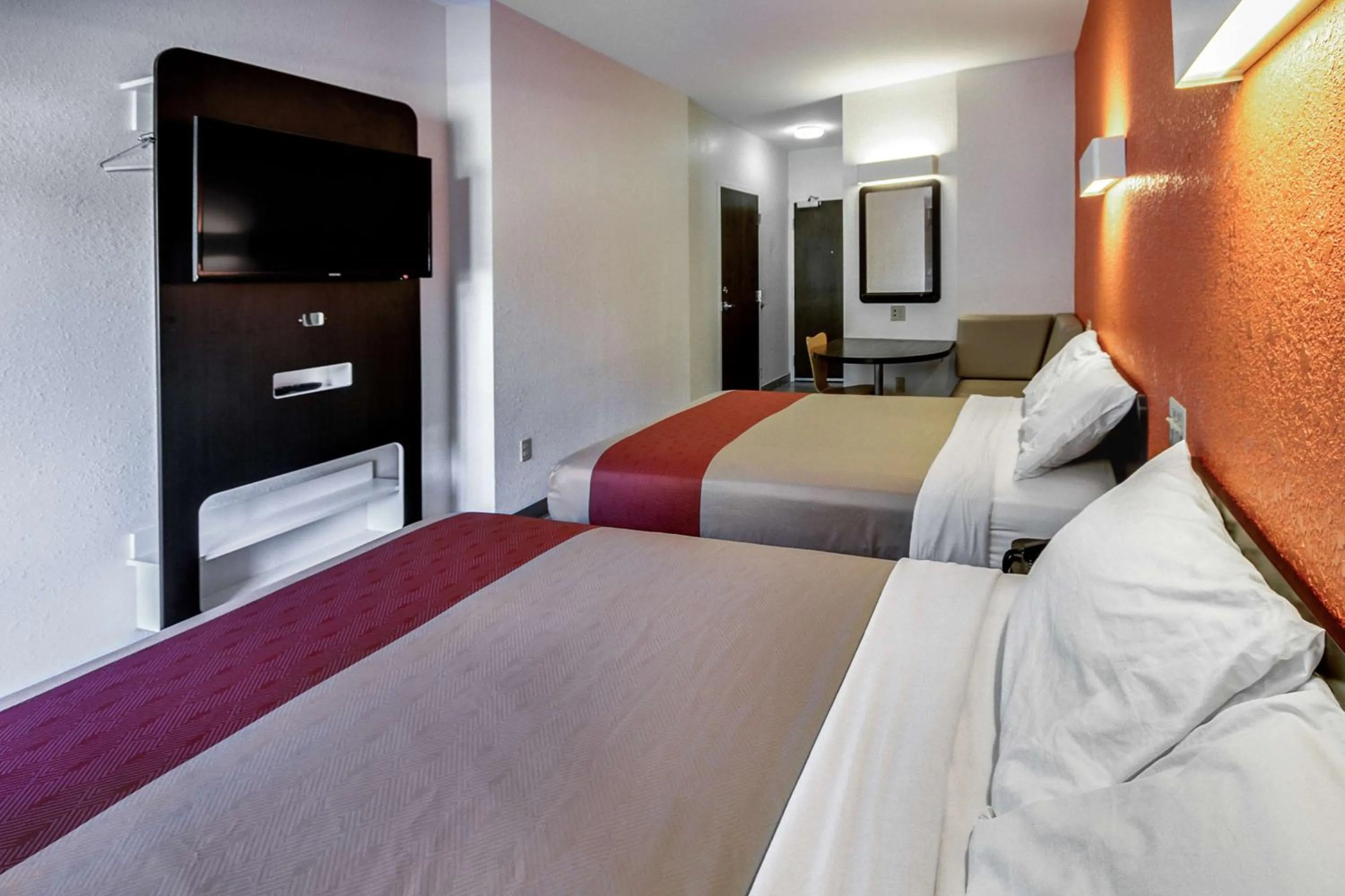 Bed in Motel 6-Allentown, PA