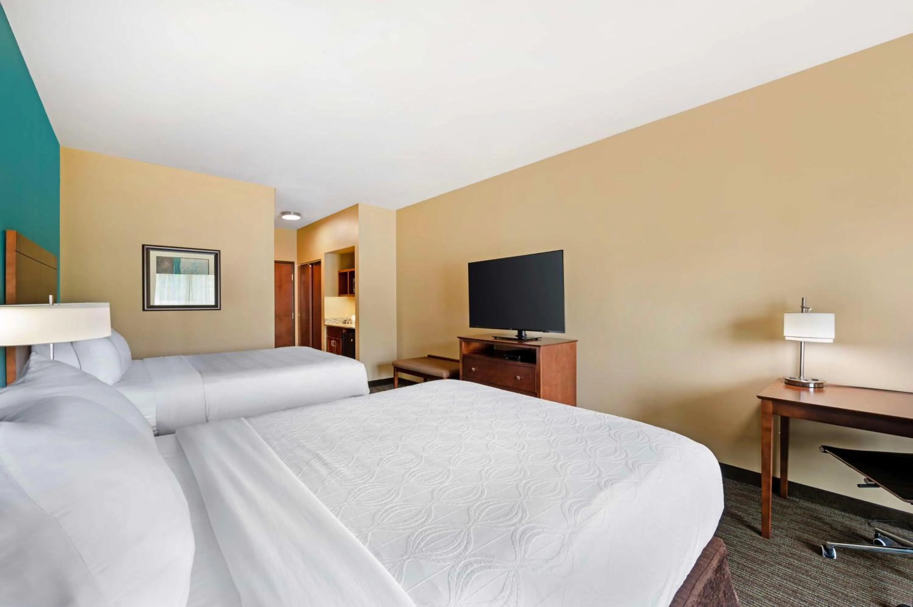 Bedroom, Bed in Best Western Plus French Lick