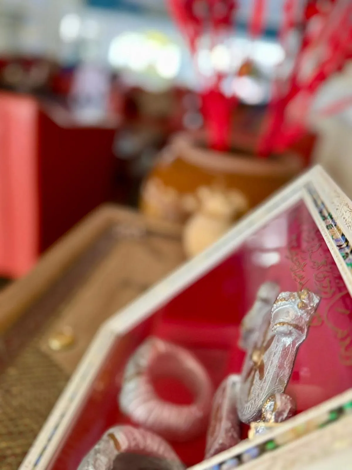 Decorative detail in Falaj Daris Hotel