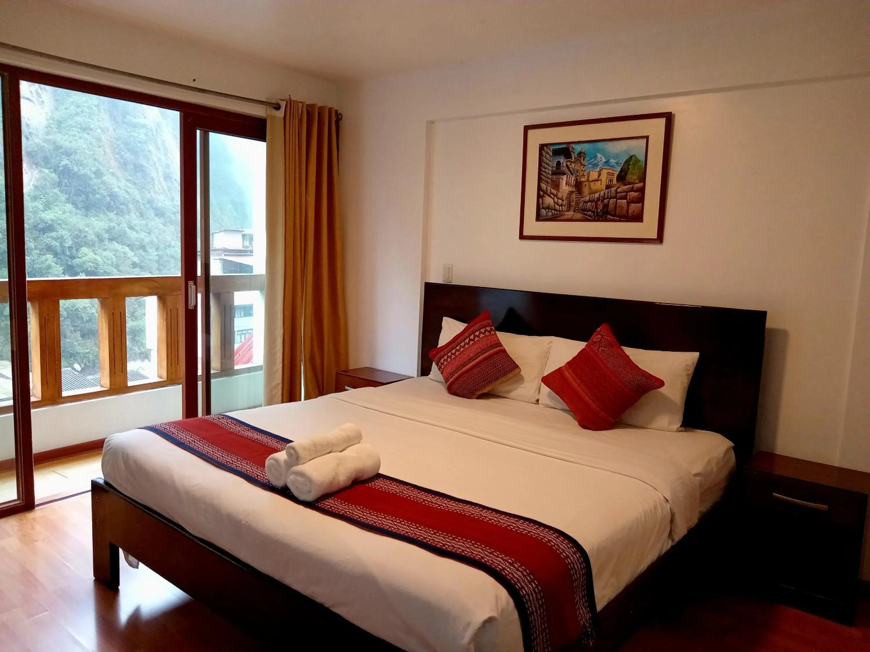 Bed in El Quetzal MachuPicchu