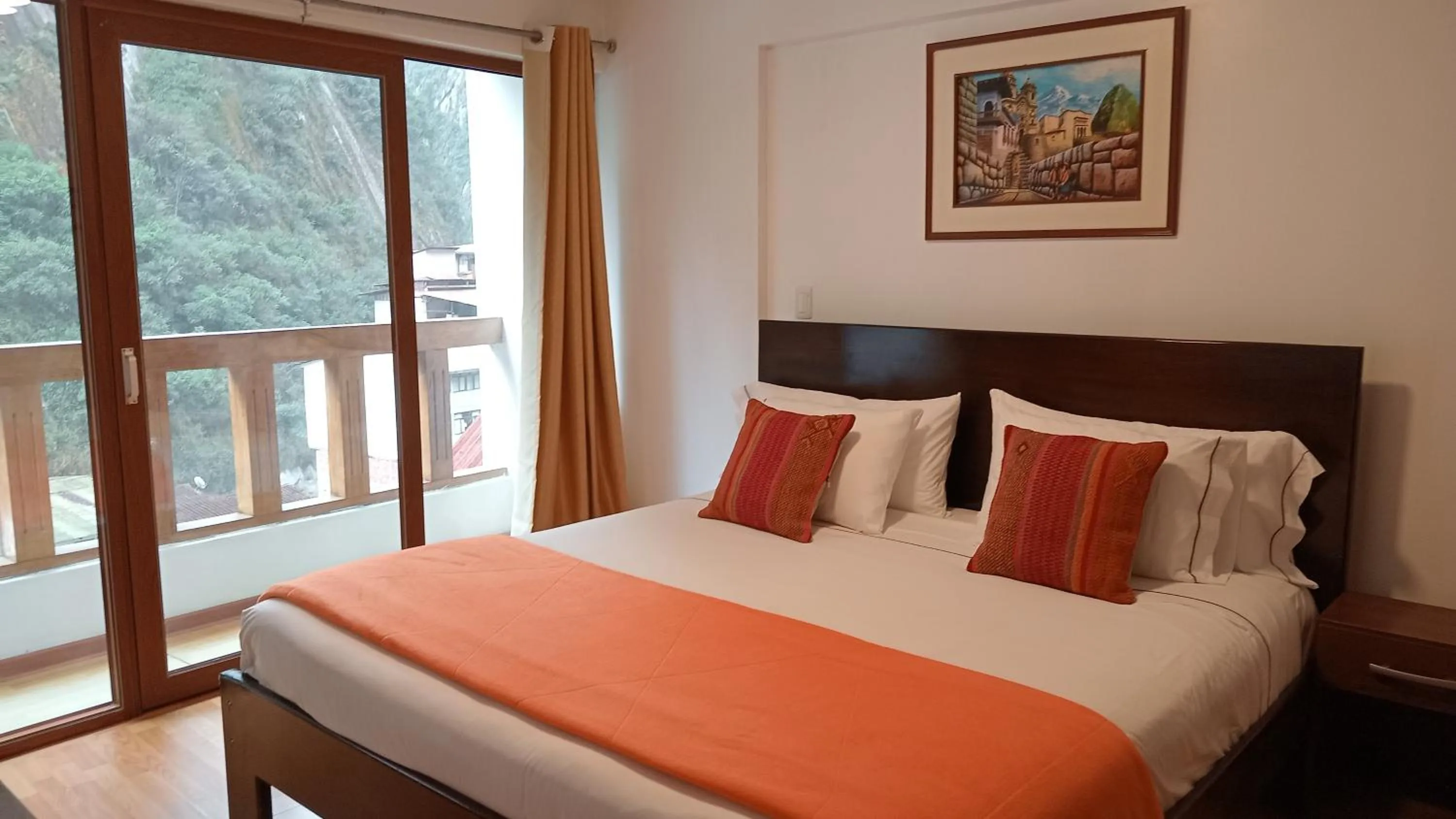 Bed in El Quetzal MachuPicchu