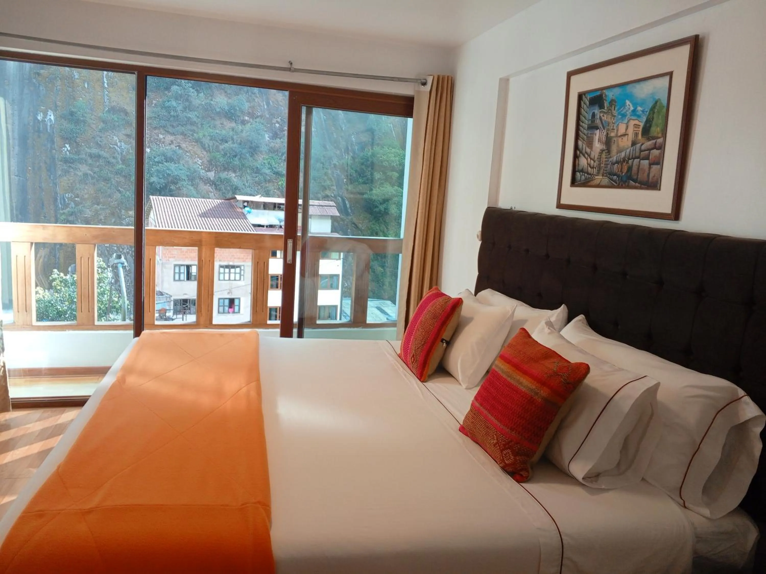 Bed in El Quetzal MachuPicchu