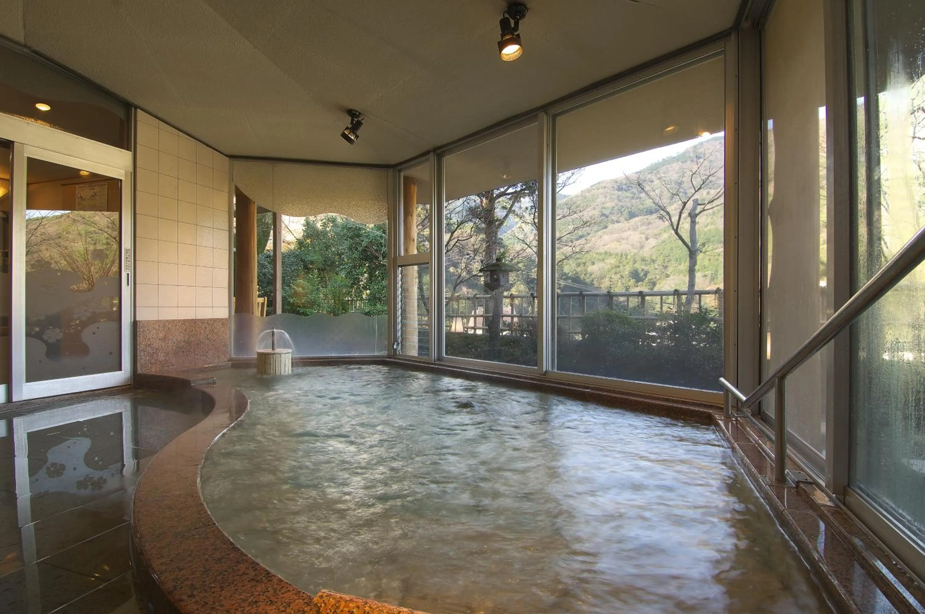 Hot Spring Bath in Gyokutei
