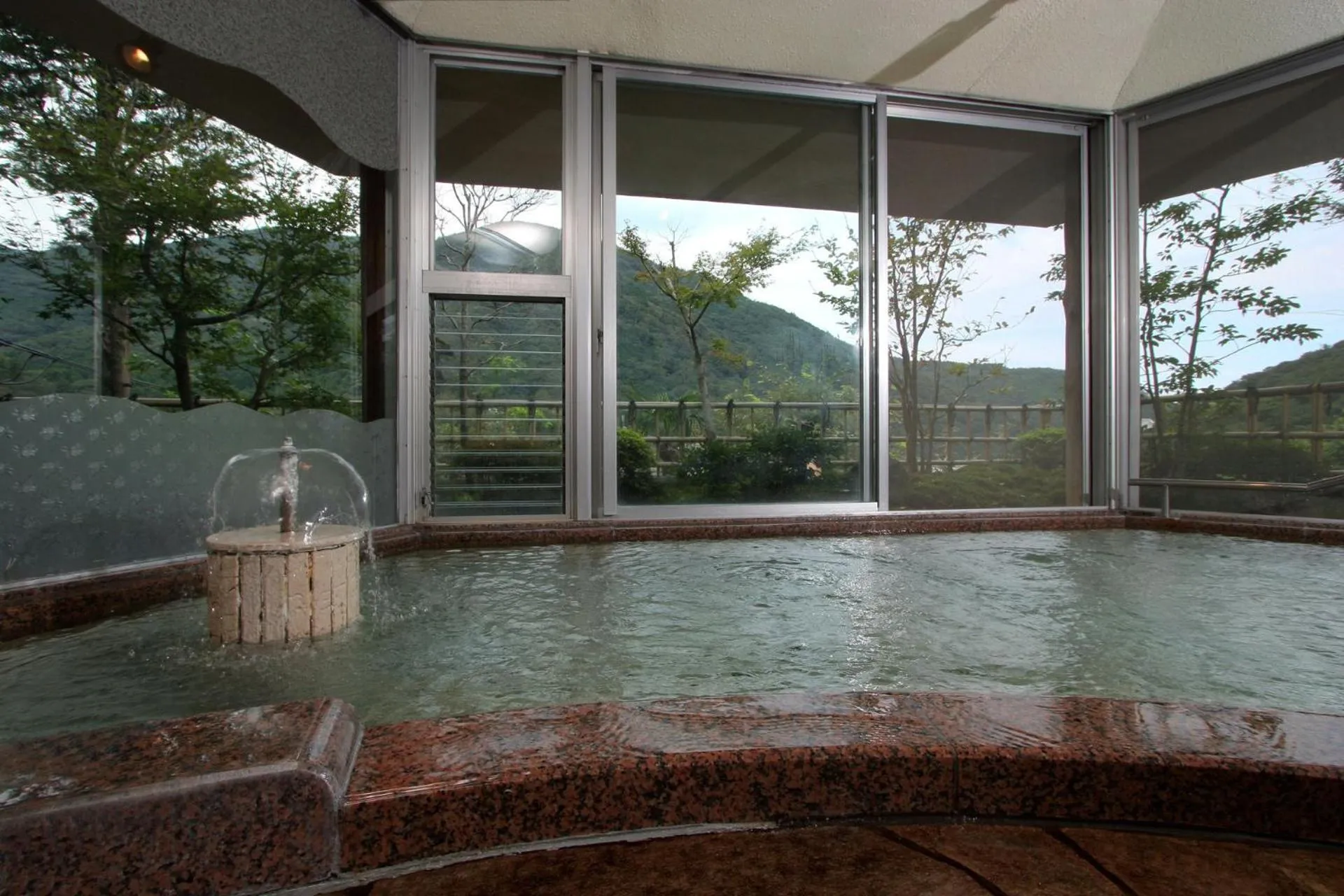 Hot Spring Bath in Gyokutei