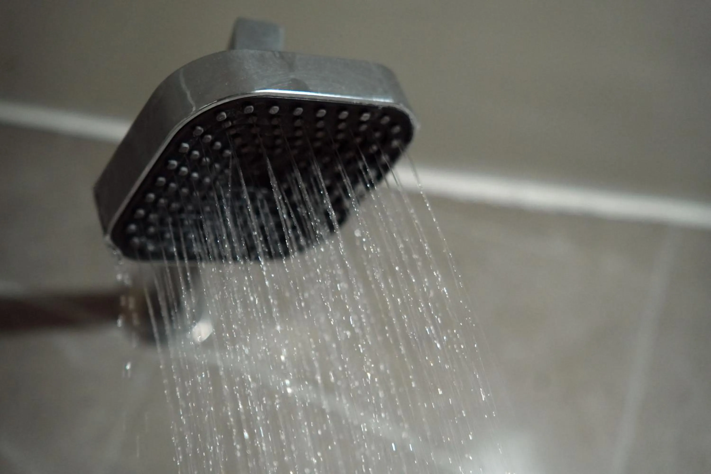 Shower in Hotel Yashoda