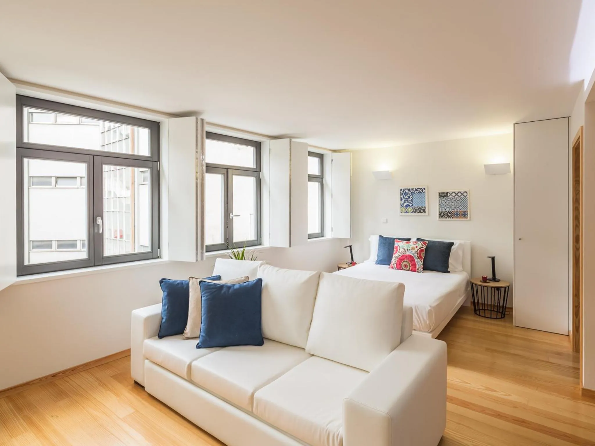 Photo of the whole room in Trindade by Guestify