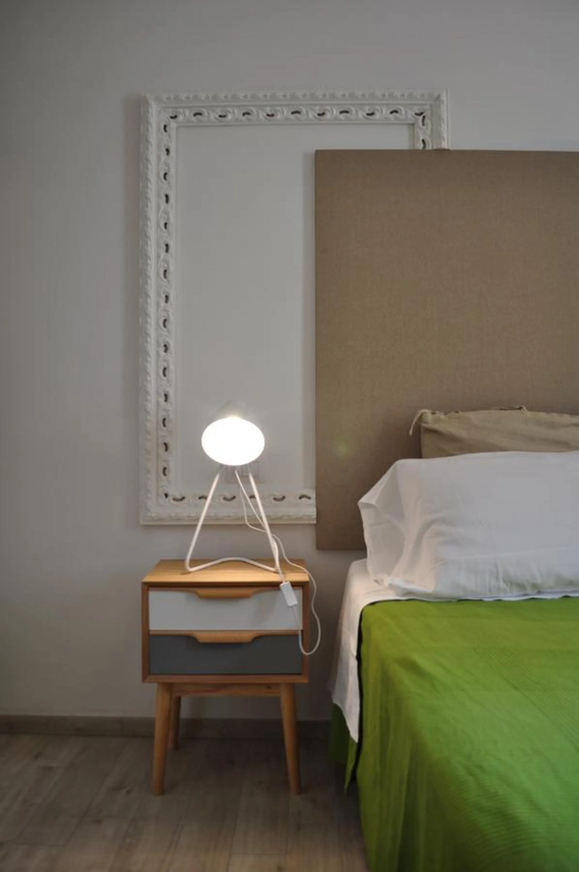 Decorative detail, Bed in Room of Arts