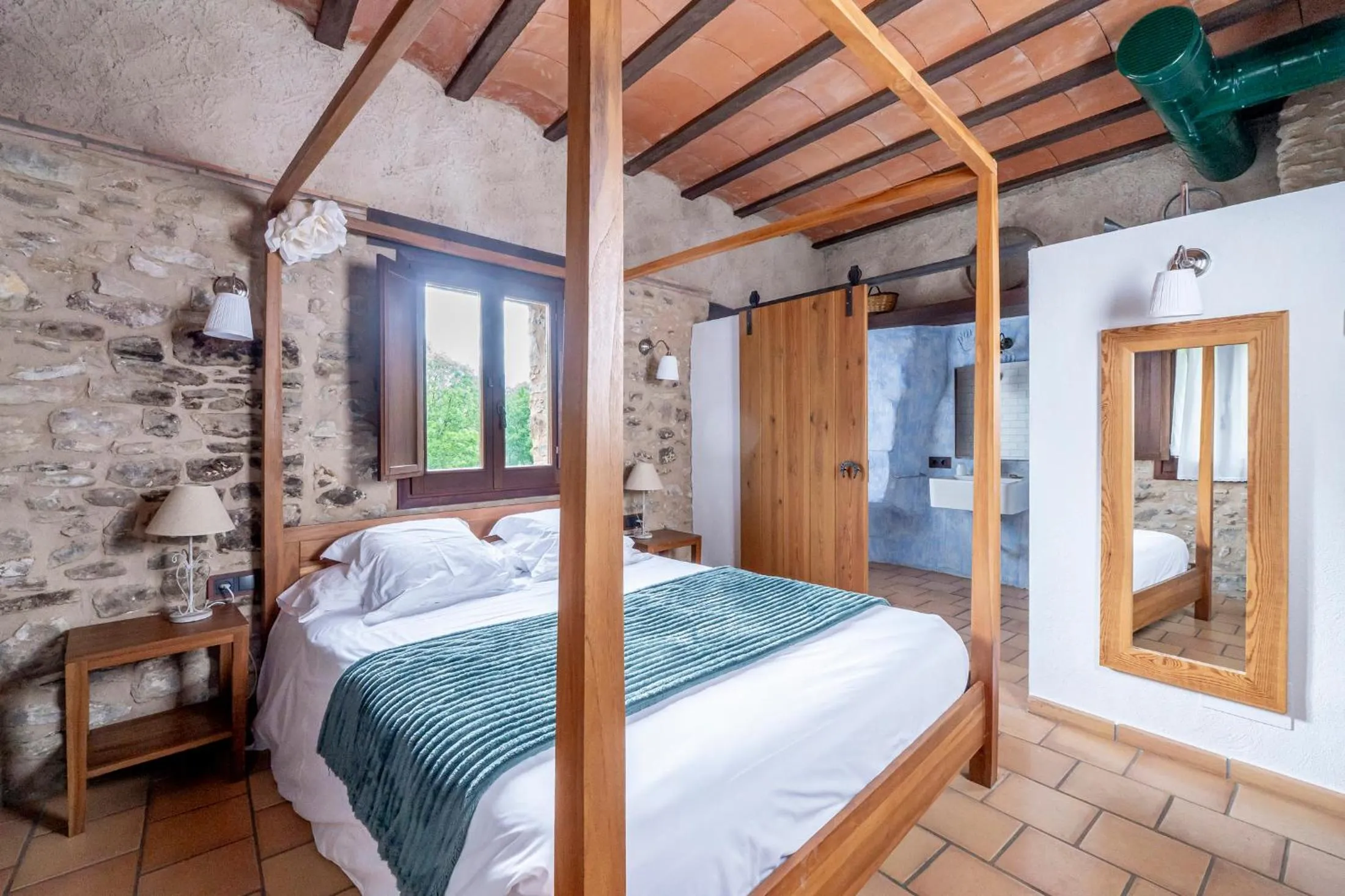 Bed in Hotel Mas la Ferreria