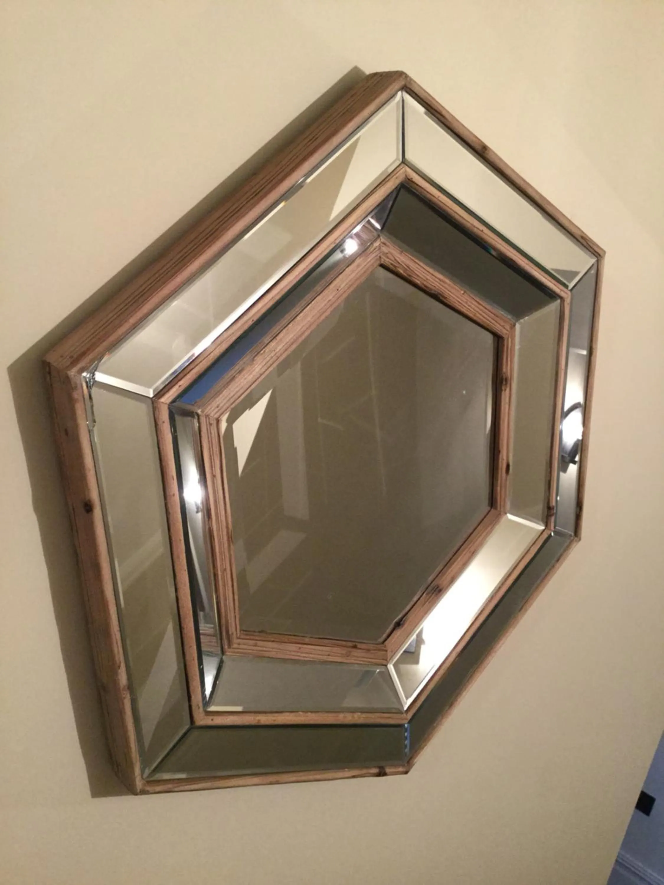 Decorative detail in Derby Arms