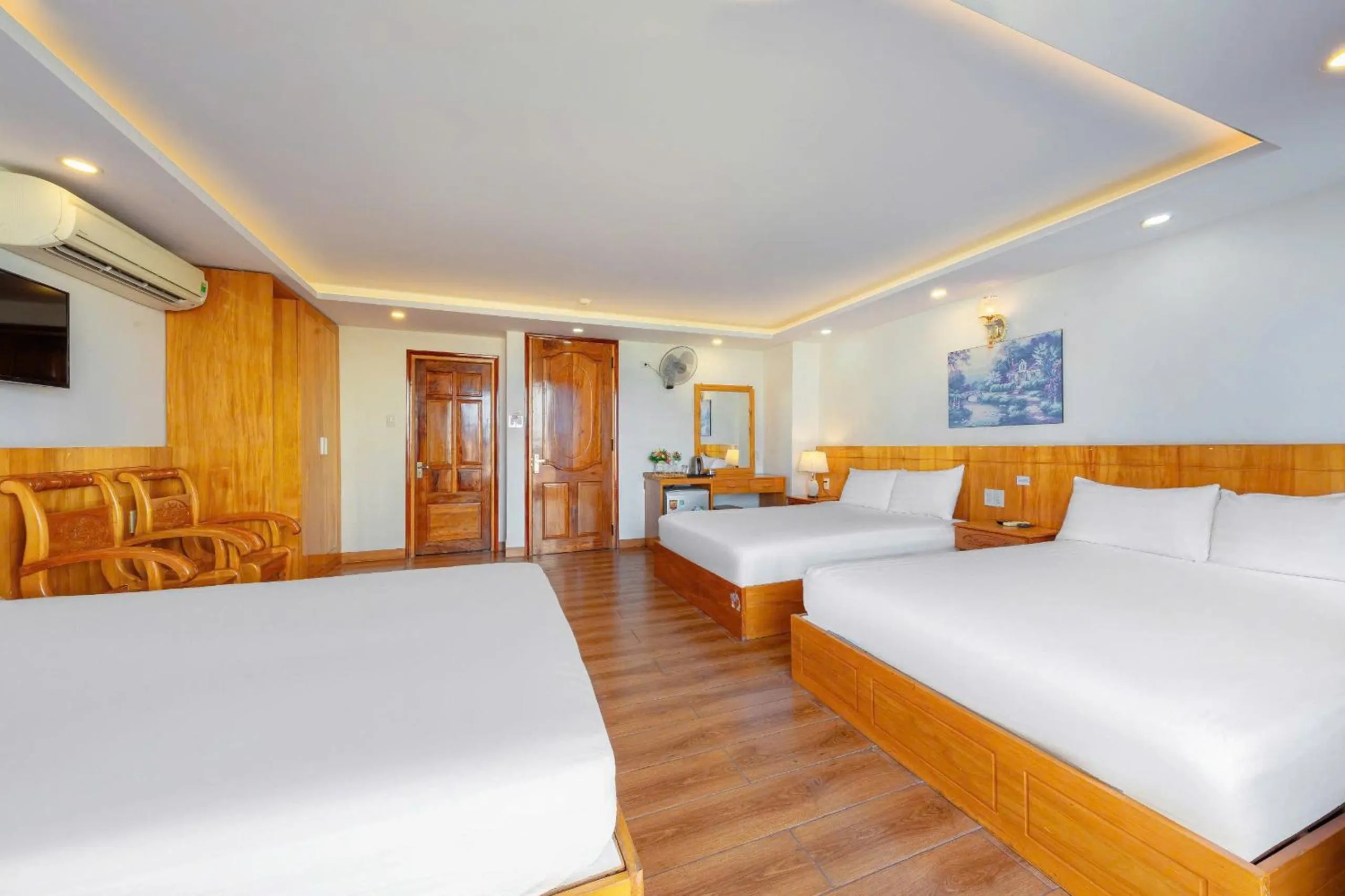 Bedroom, Bed in Hằng Nga Hotel