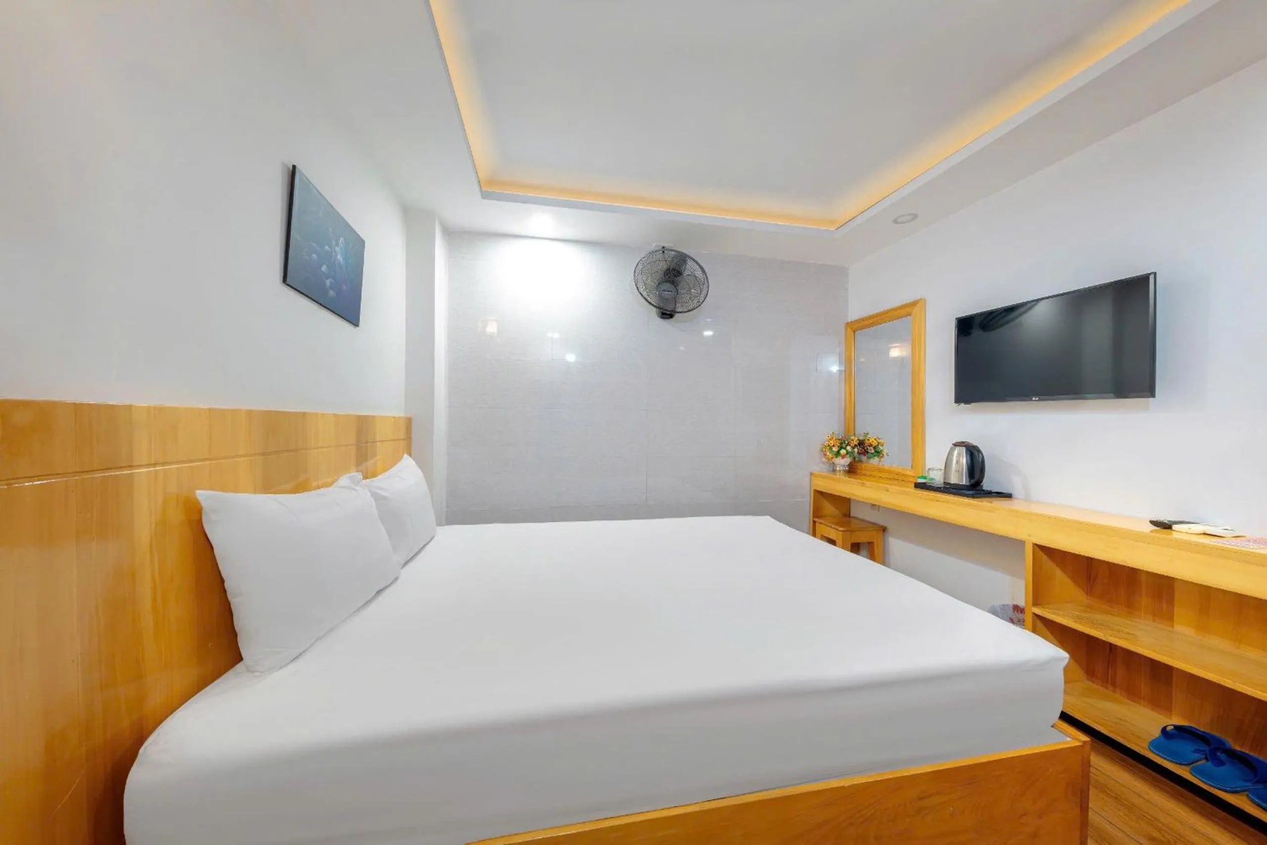 Bed in Hằng Nga Hotel