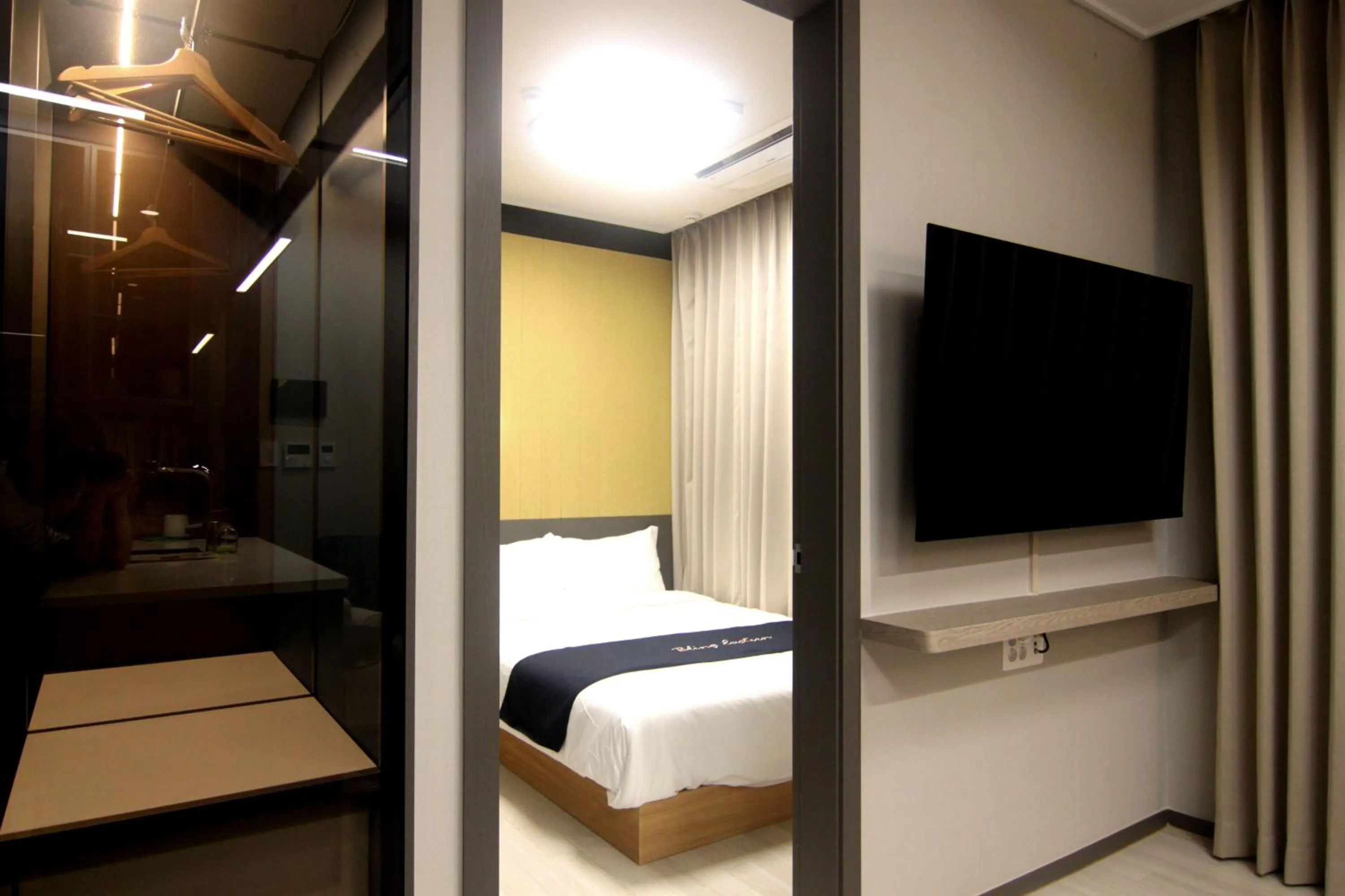 Bed in Nampo The Bayment BLINGEASTERN