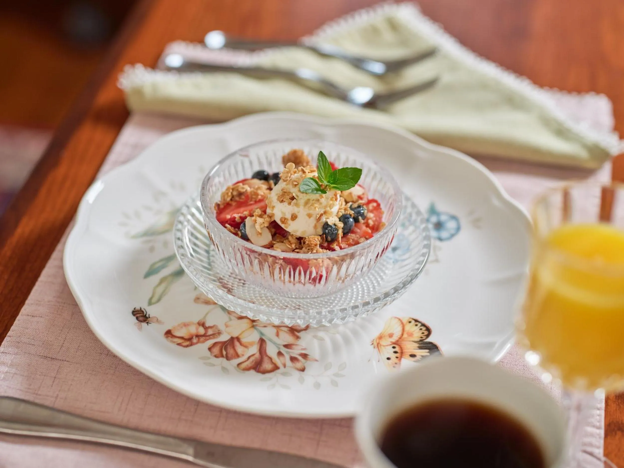 Breakfast in Mooreland Garden Inn