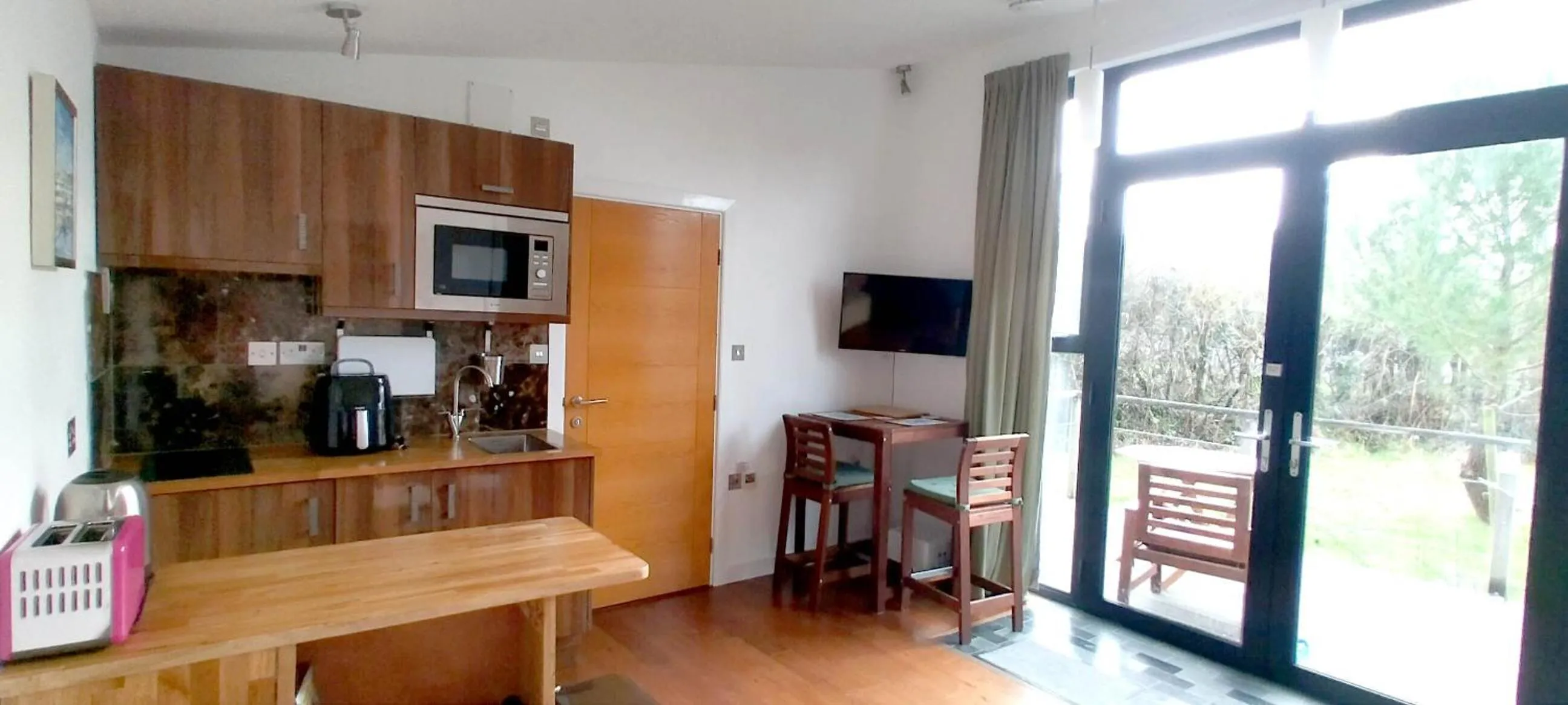 Dining area in The Gallery Lodges