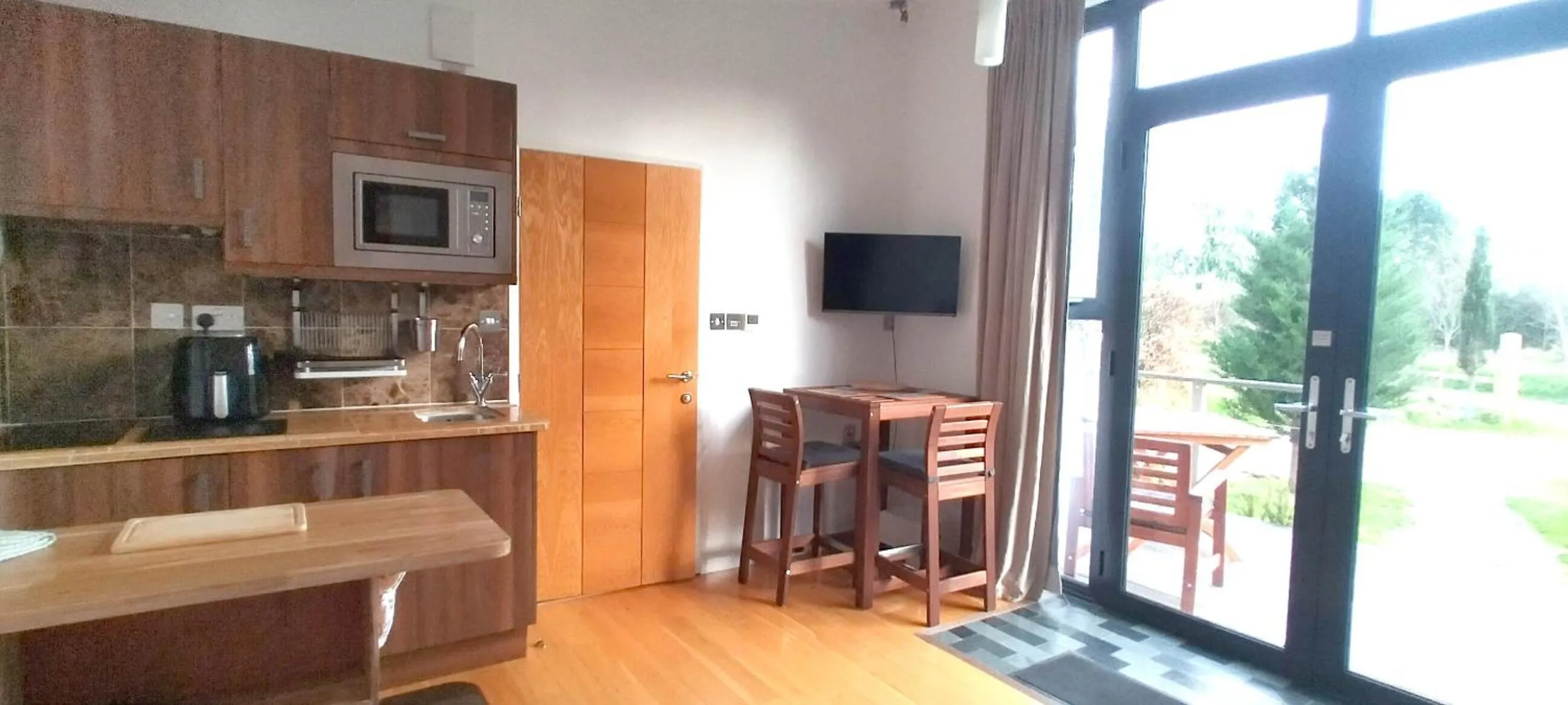 Dining area in The Gallery Lodges