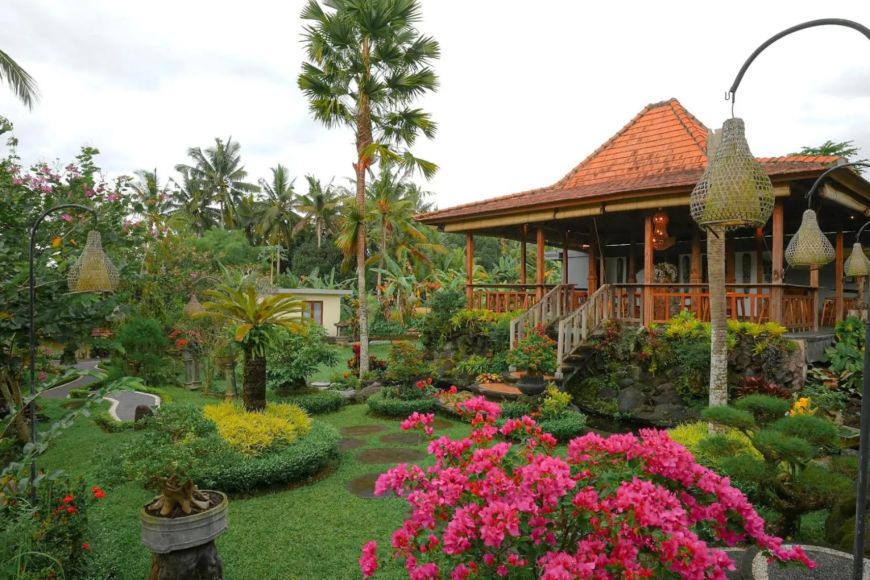 Restaurant/places to eat in Villa Capung Mas Ubud
