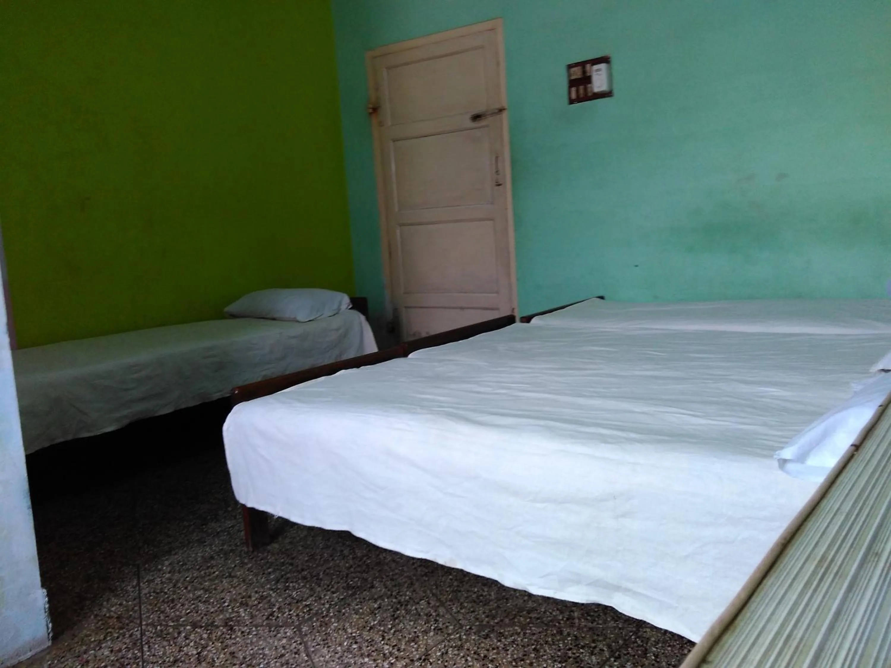 Decorative detail, Bed in Hotel Ganesh Lodge
