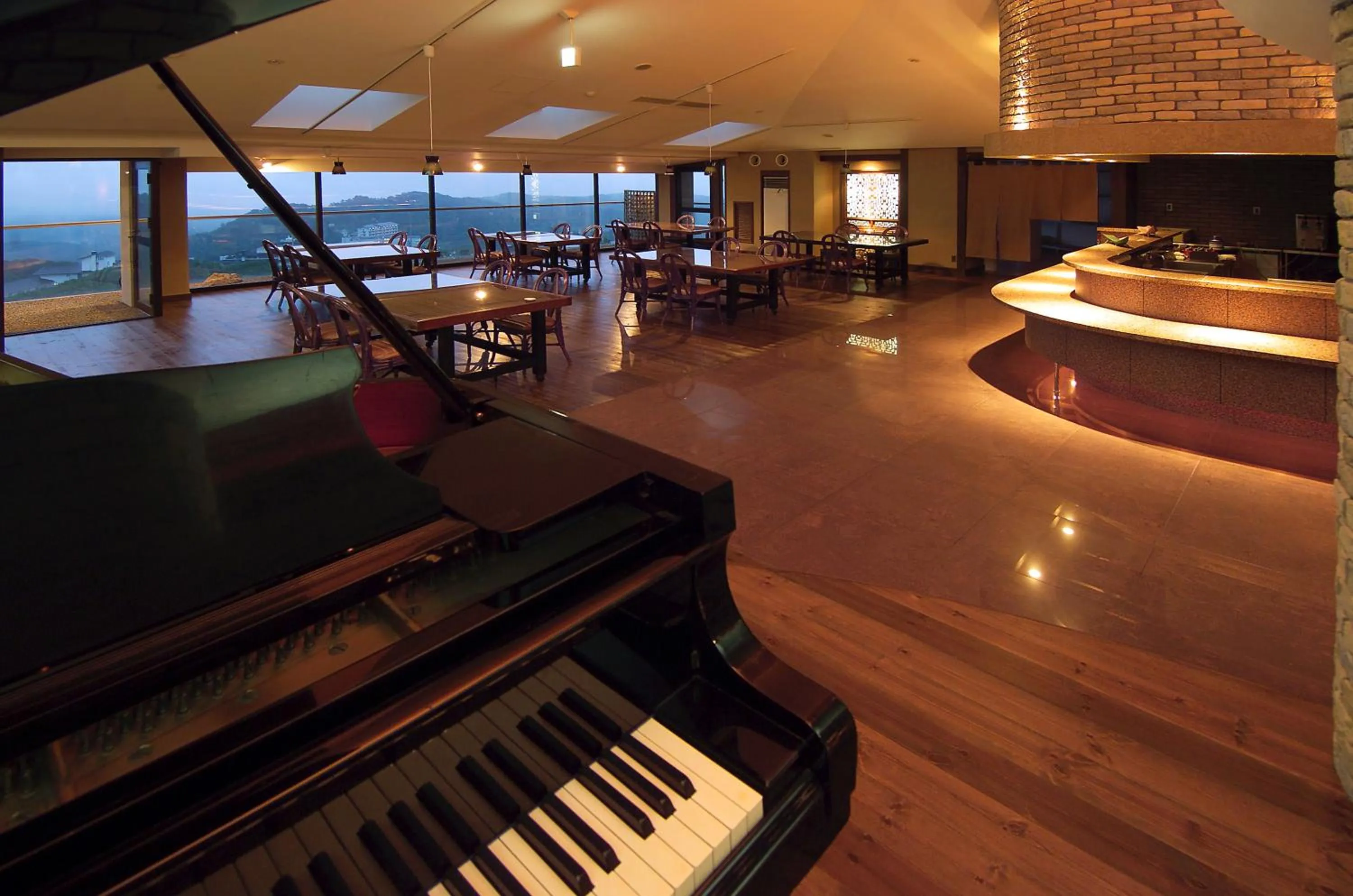 Restaurant/places to eat in Kounkaku