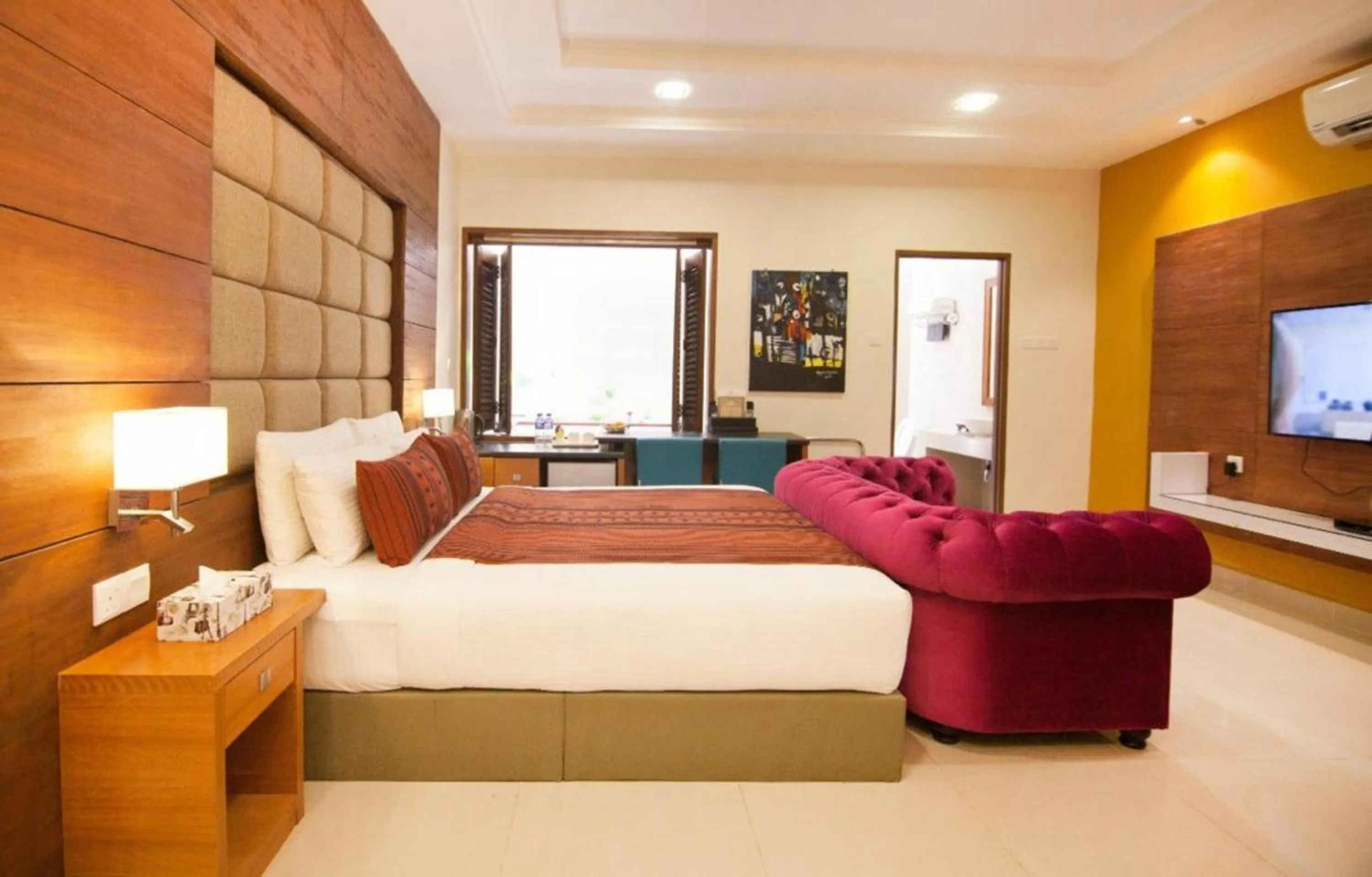 Photo of the whole room, Bed in Sunday Telaga Terrace Boutique Resort