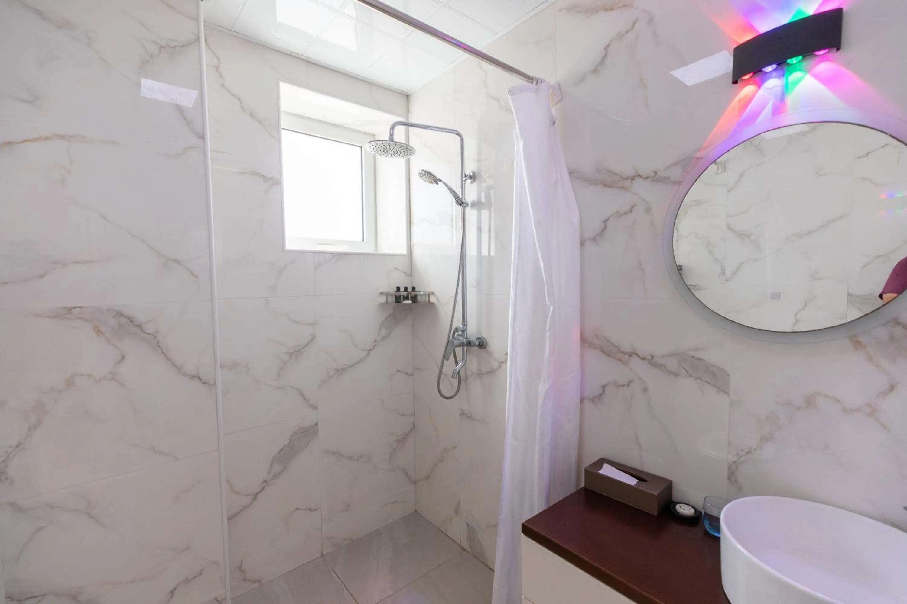 Shower in Tauese Seaview Hotel