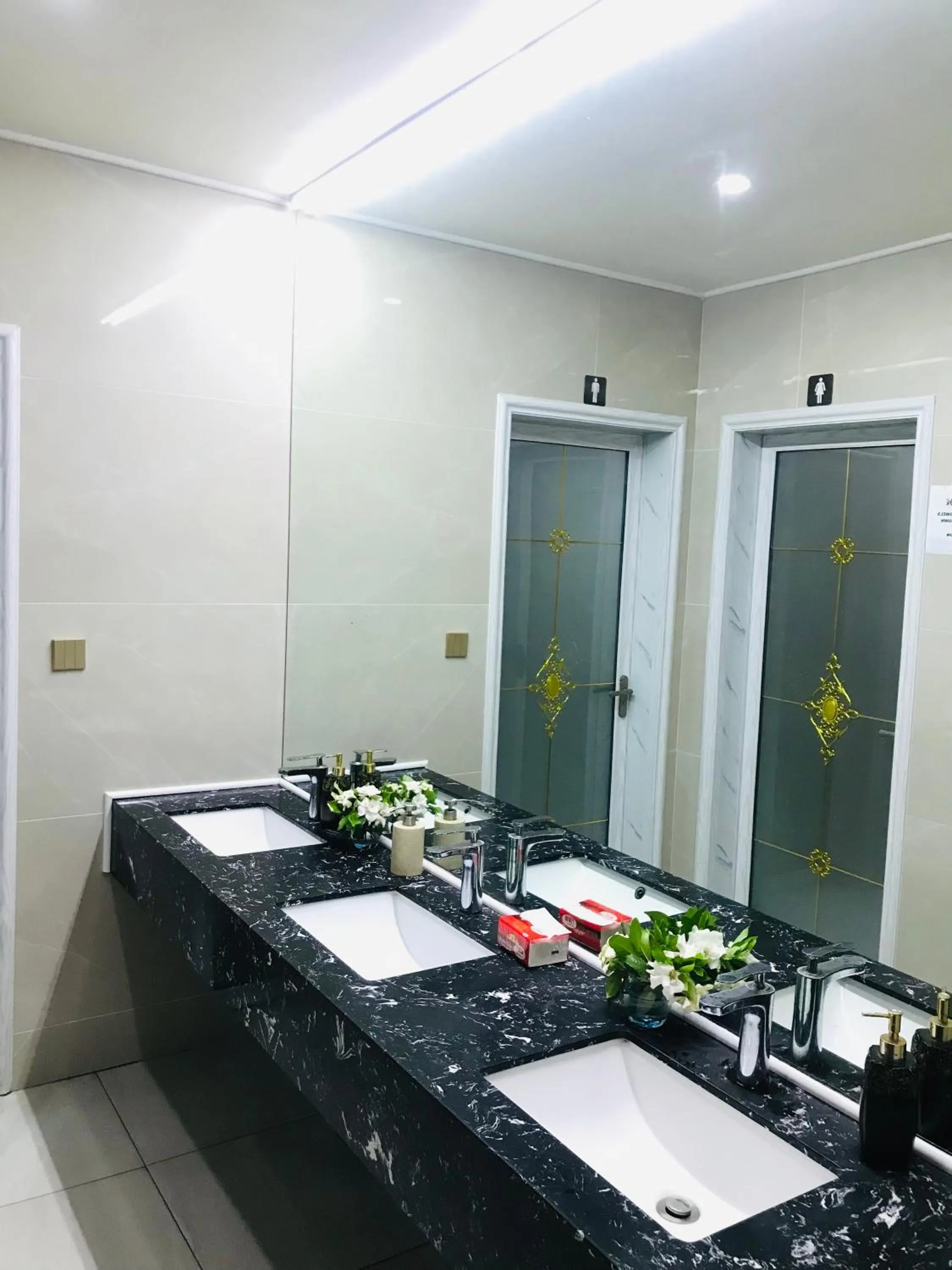 Bathroom in Tauese Seaview Hotel