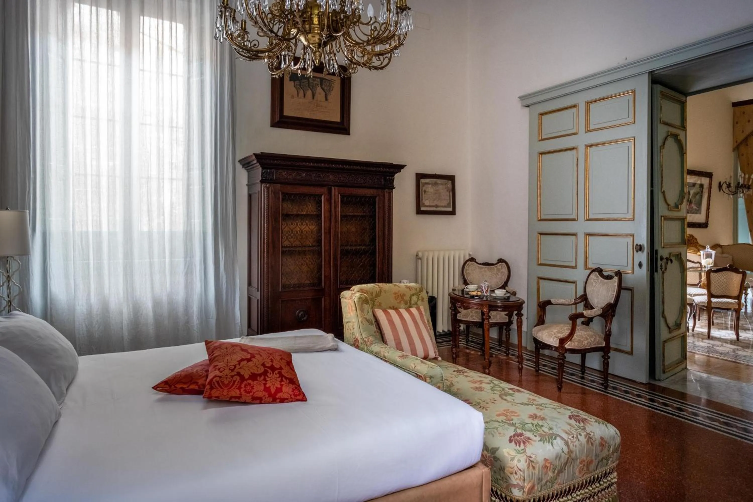 Bed in Palazzo Guido