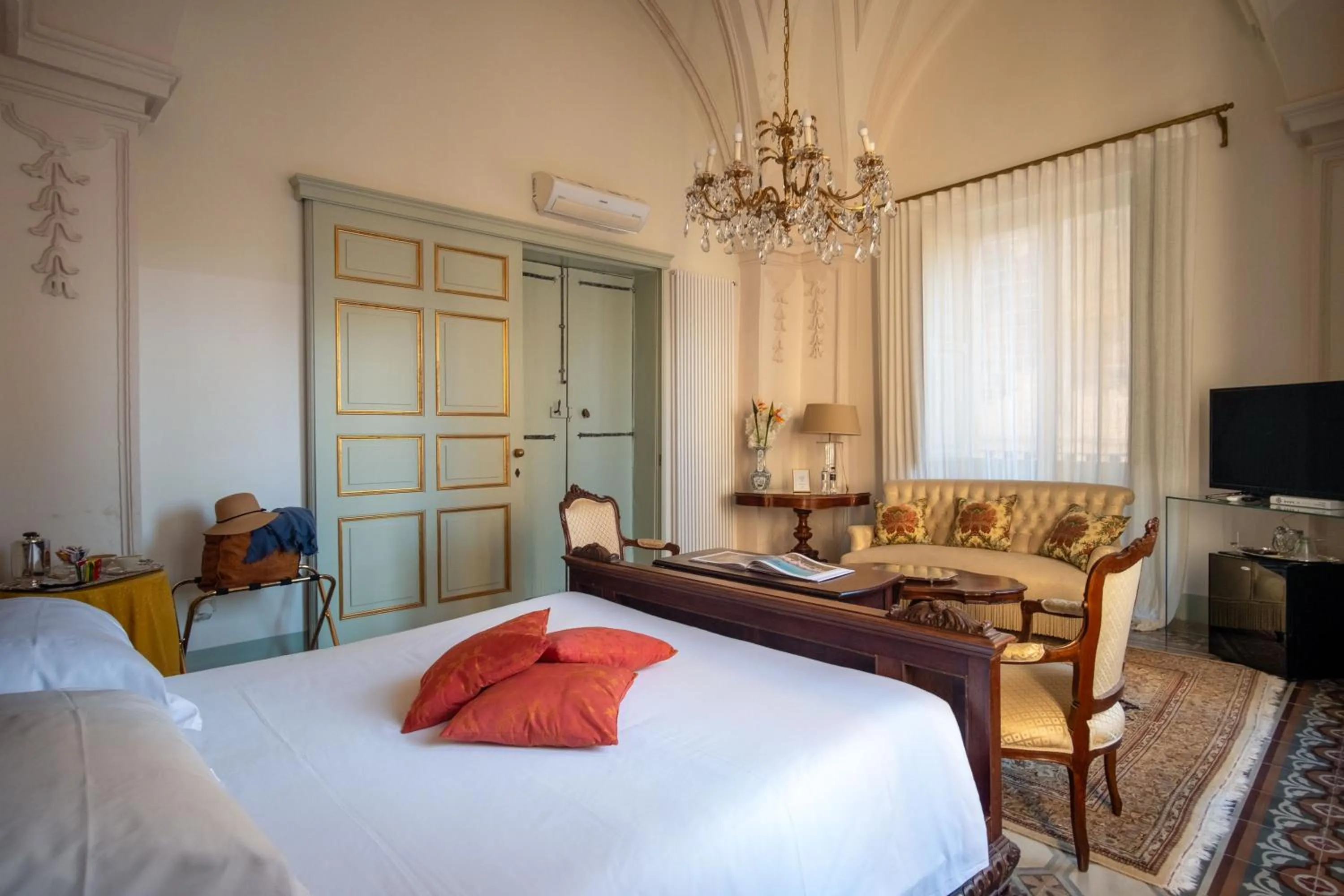 Bedroom, Bed in Palazzo Guido
