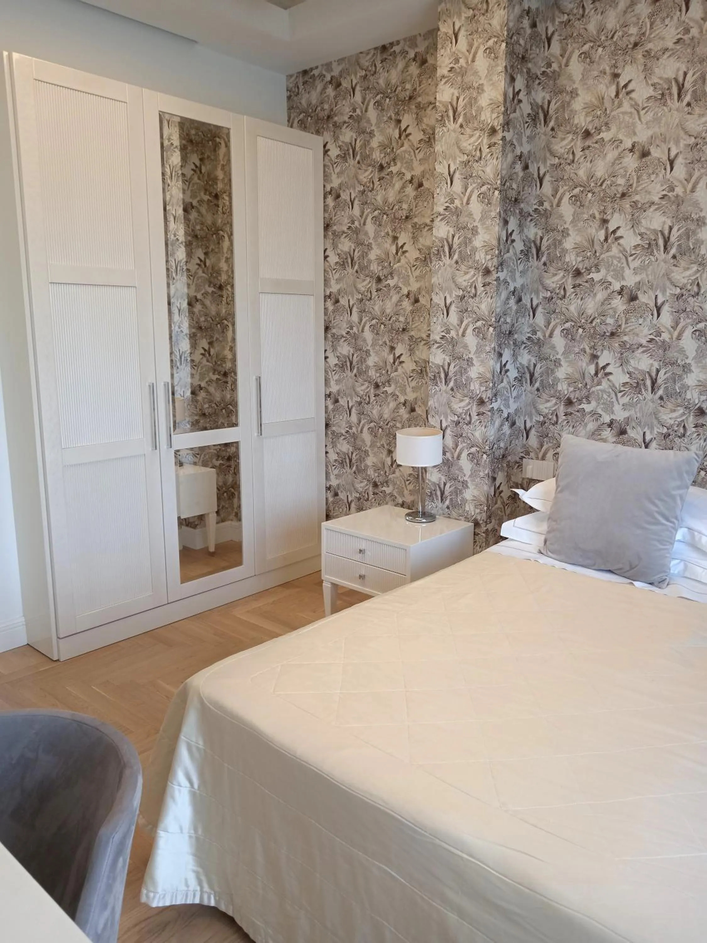 Bed in Grand Hotel Gallia