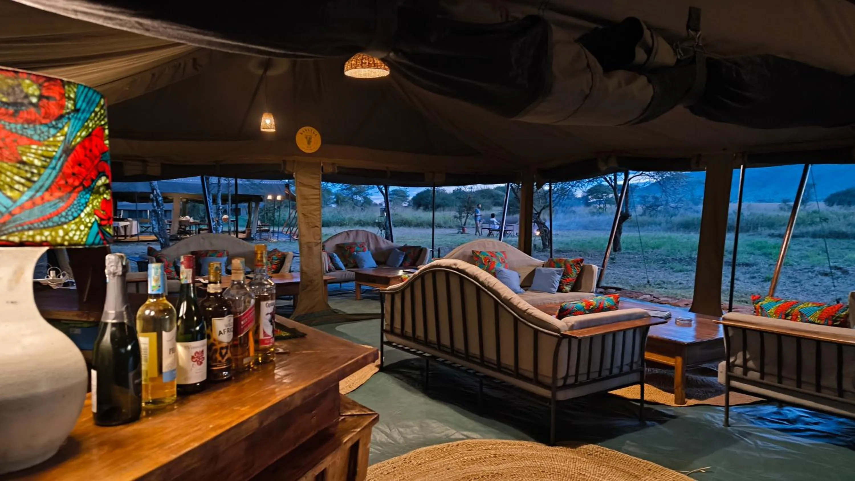 Food and drinks in Kananga Special Tented Camp
