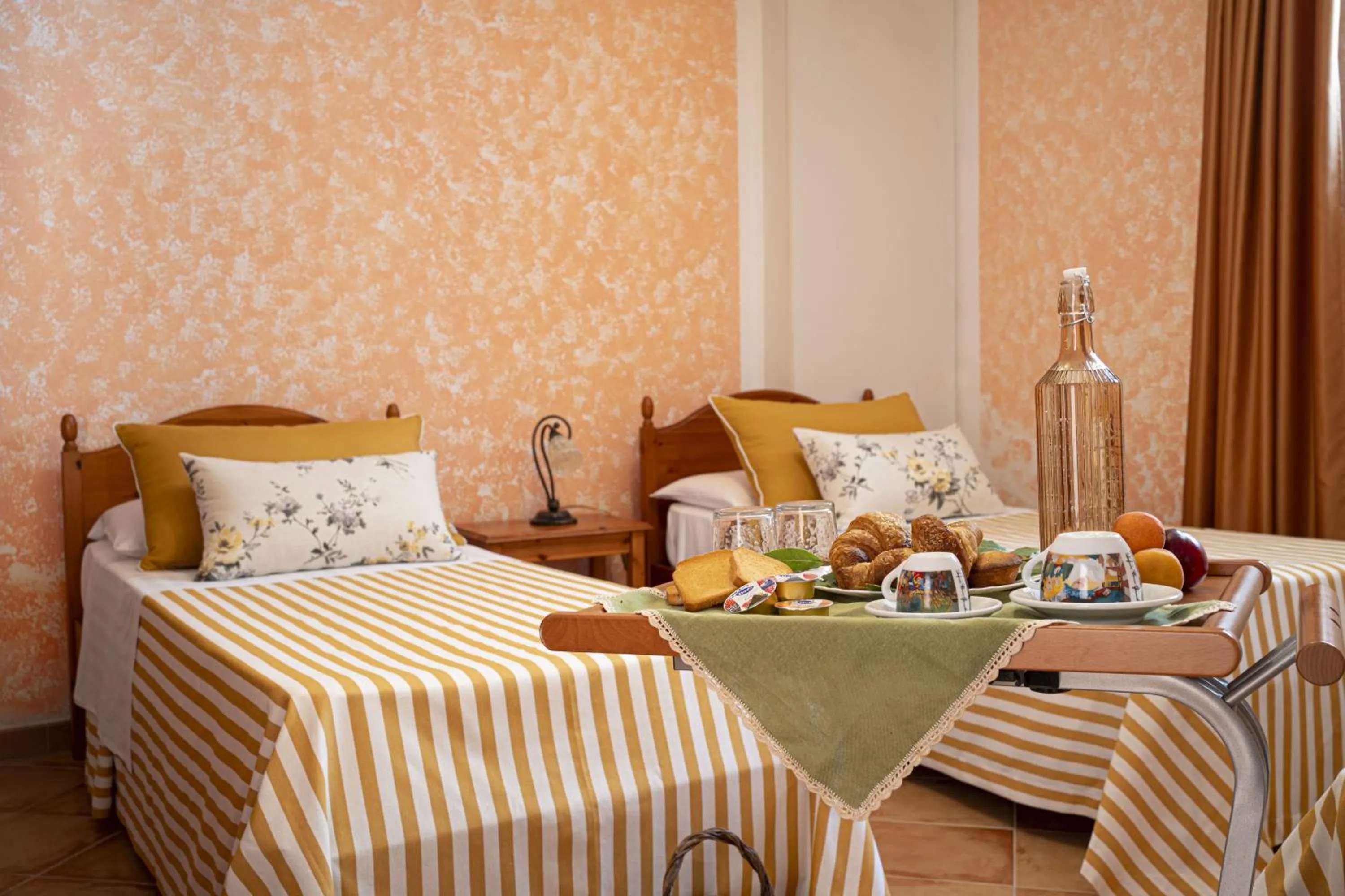 Photo of the whole room in B&B Sentiero del Ciolo