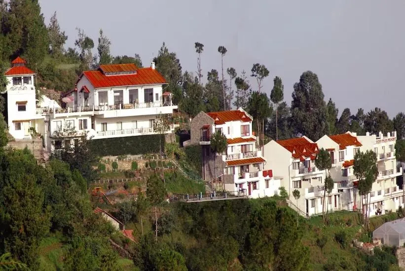 Facade/entrance in Woodsvilla Resort Ranikhet