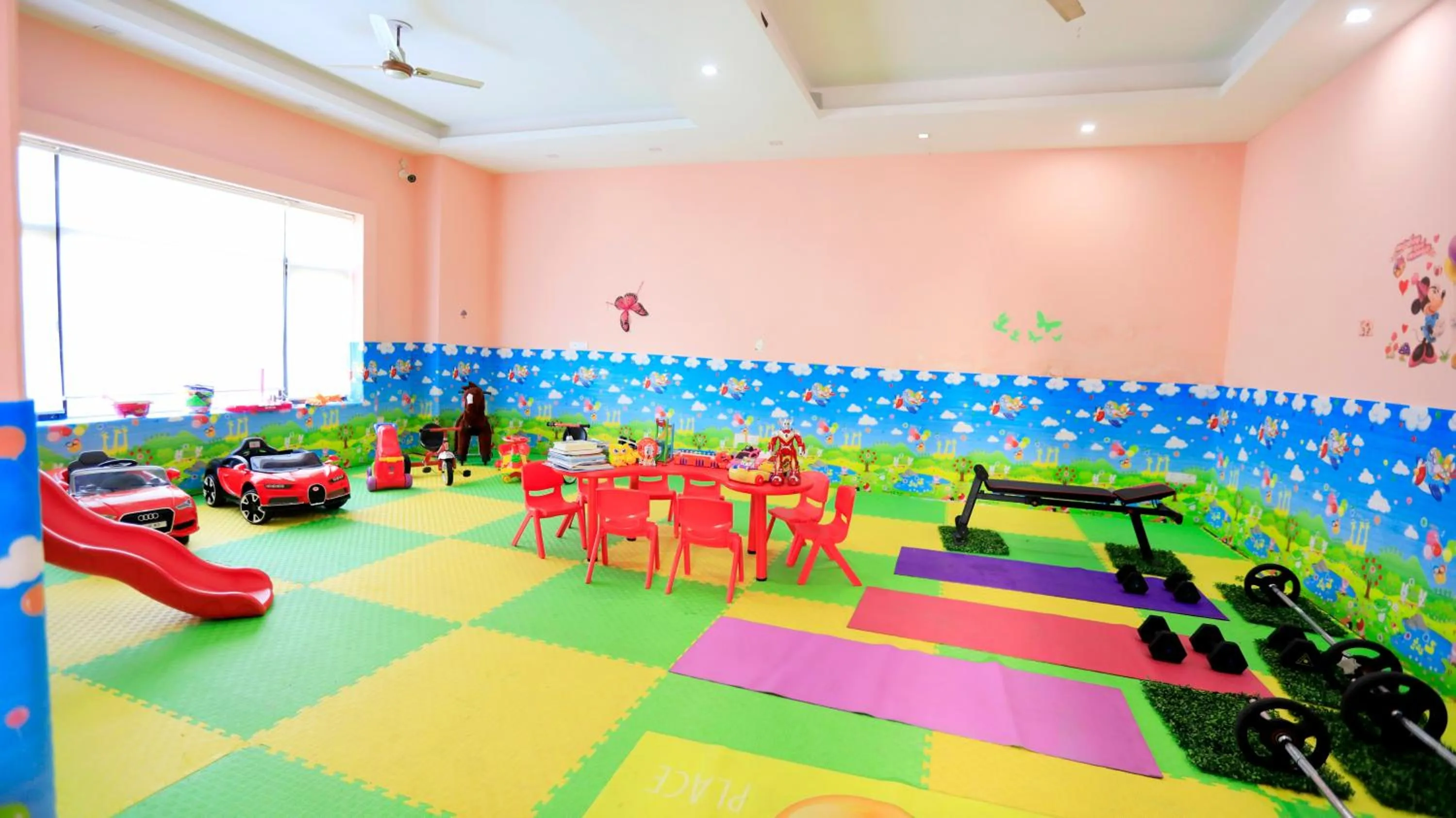 Kids's club in Woodsvilla Resort Ranikhet