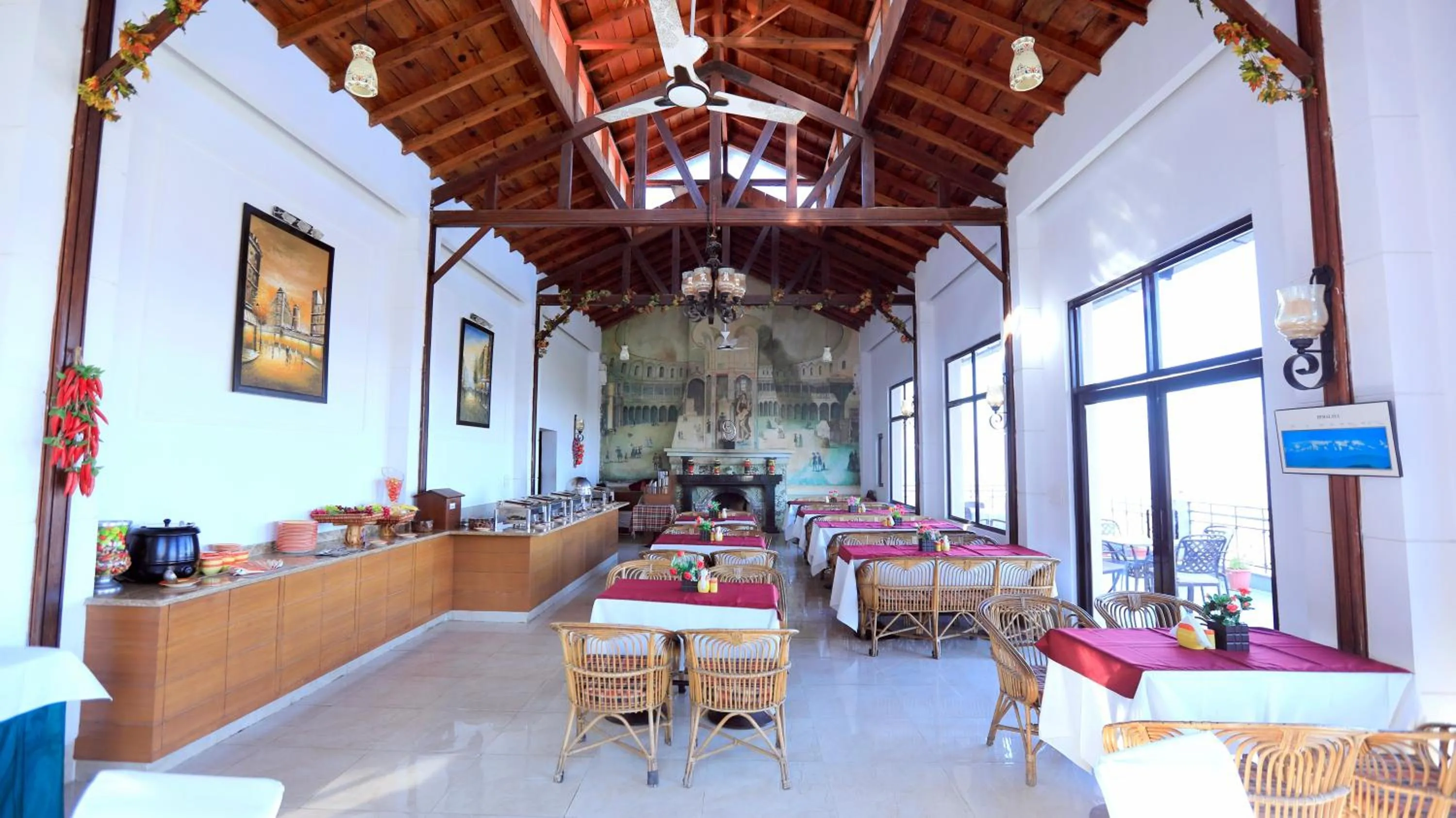 Restaurant/places to eat in Woodsvilla Resort Ranikhet