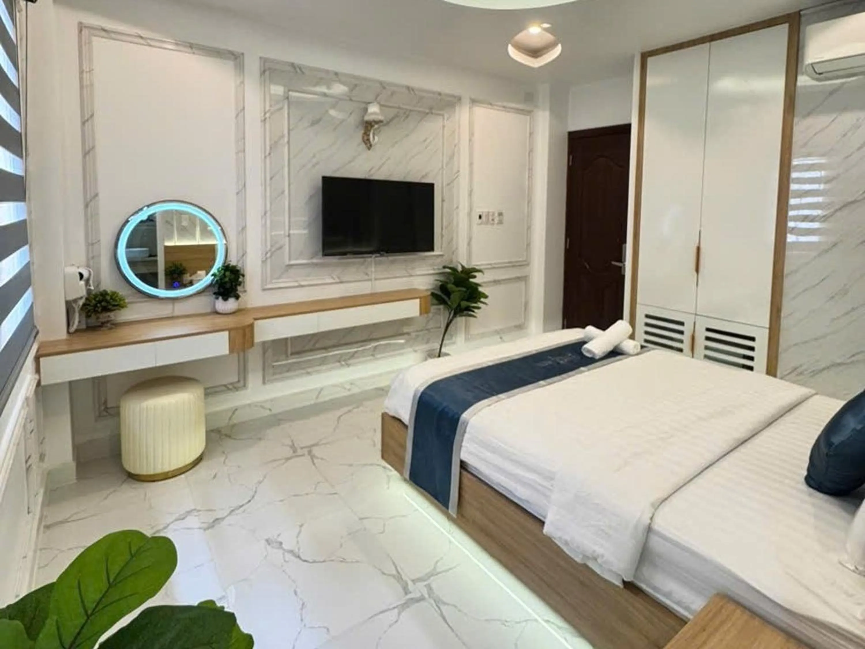 Bed in Minh Ngoc Hotel