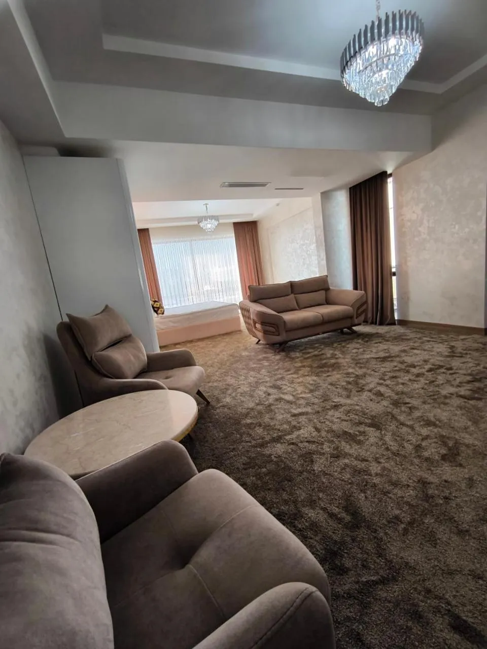 Photo of the whole room in Saroy Gardens Hotel