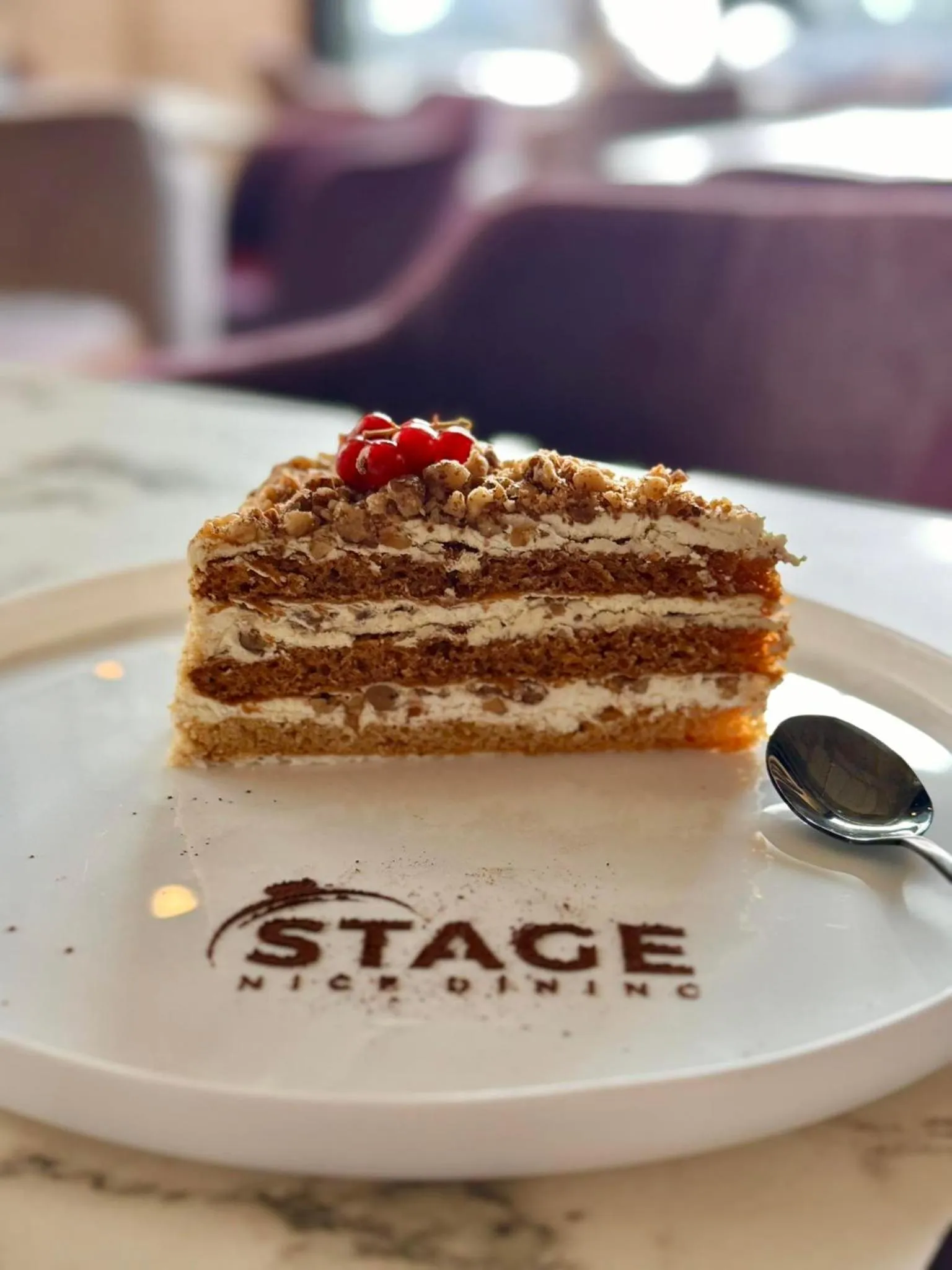 Restaurant/places to eat in Central Suites