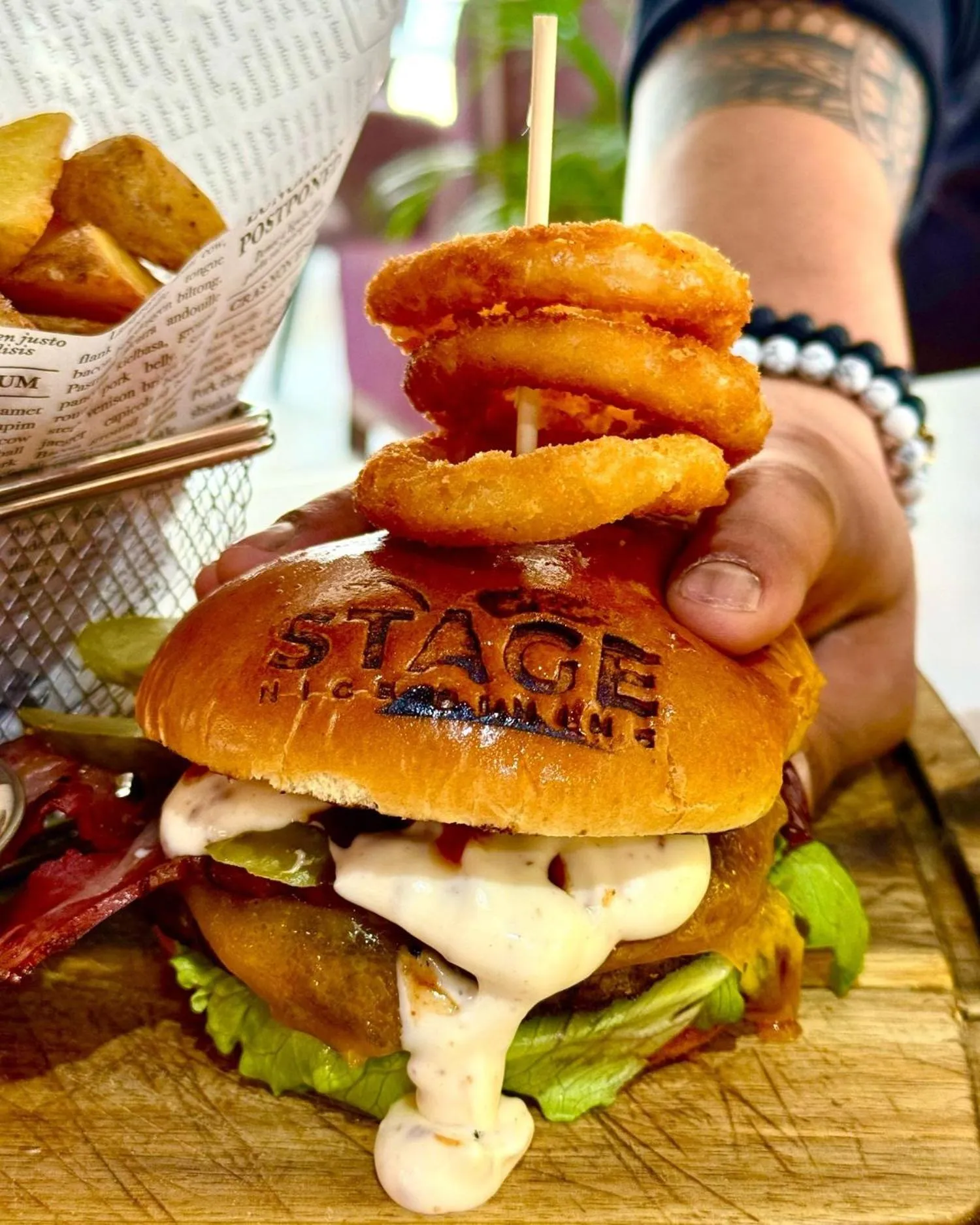 Restaurant/places to eat in Central Suites