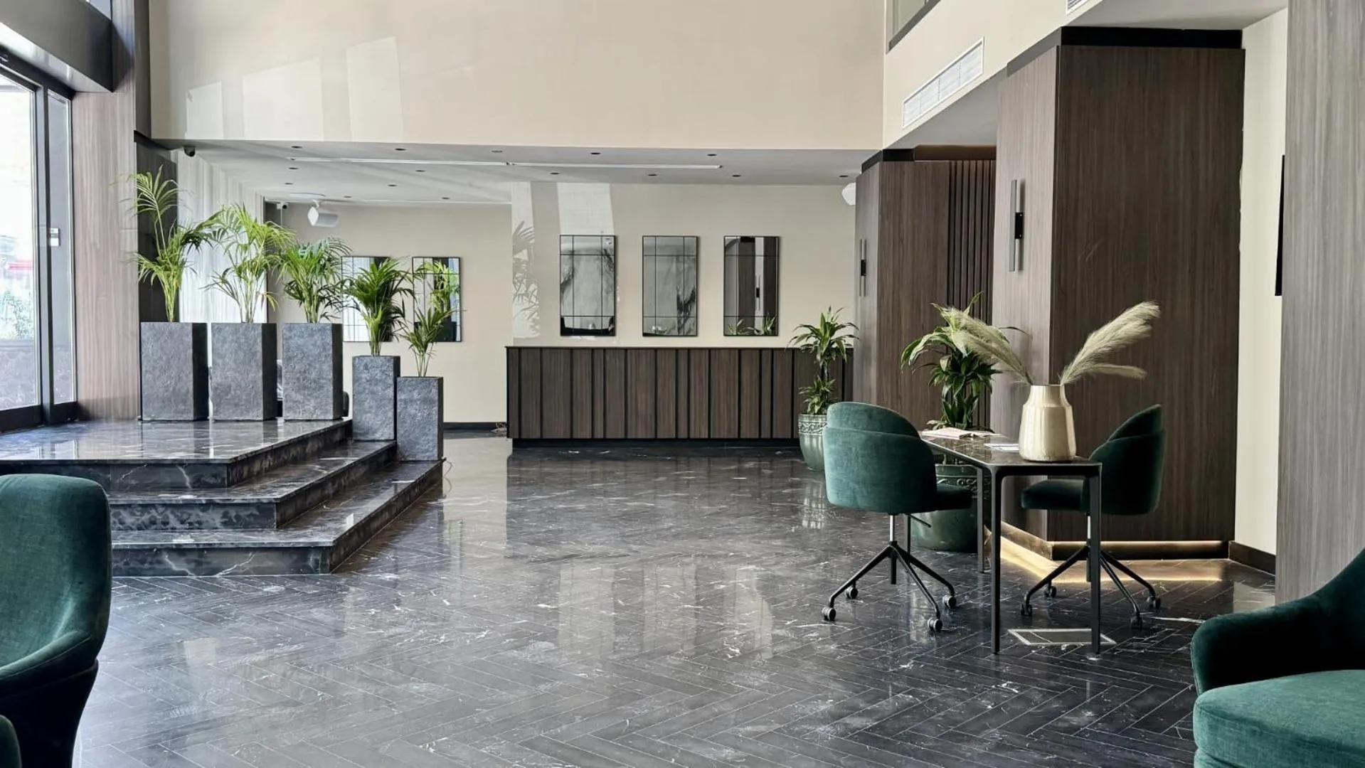 Lobby or reception in ASTE hotel