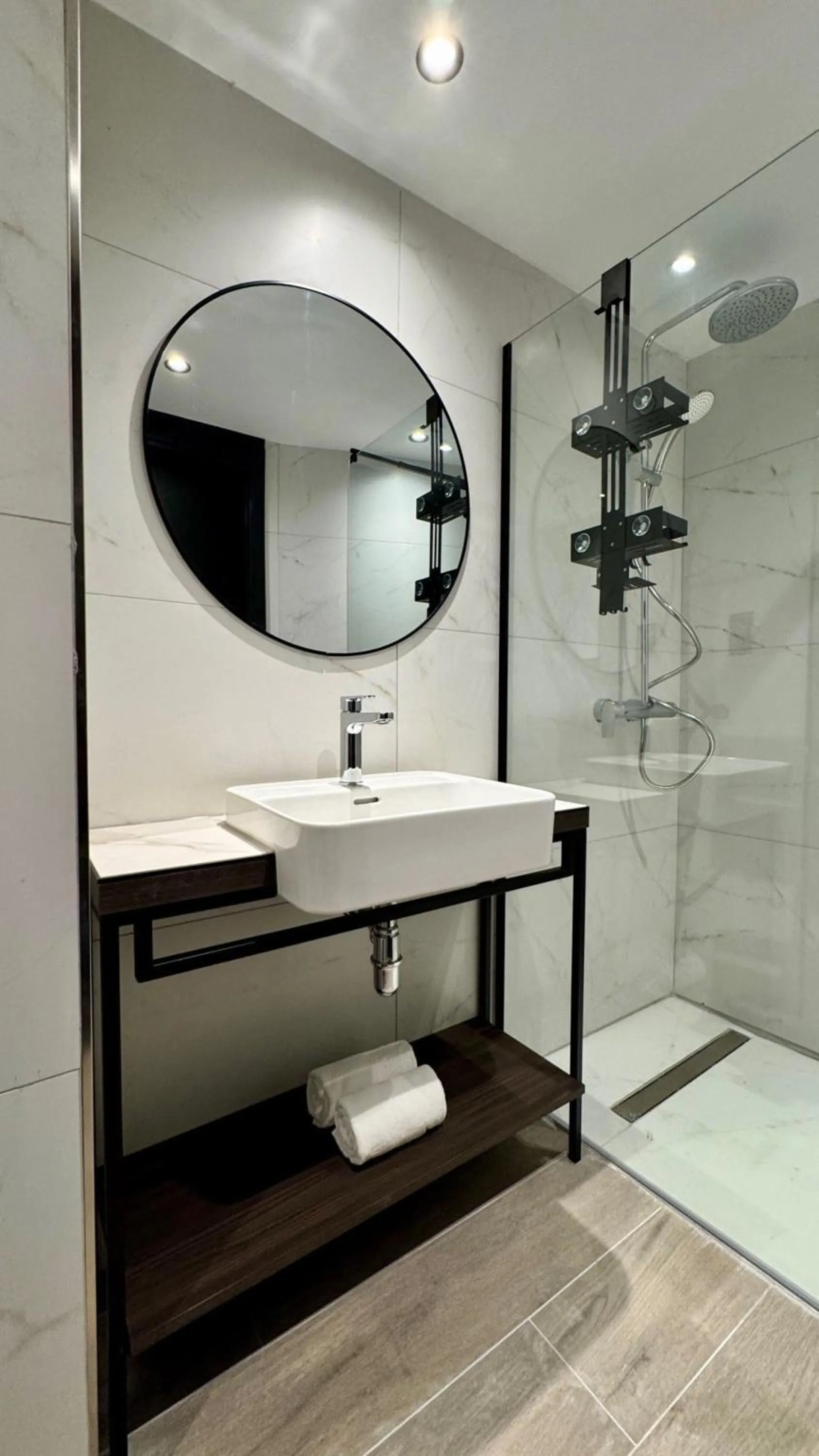 Shower in ASTE hotel