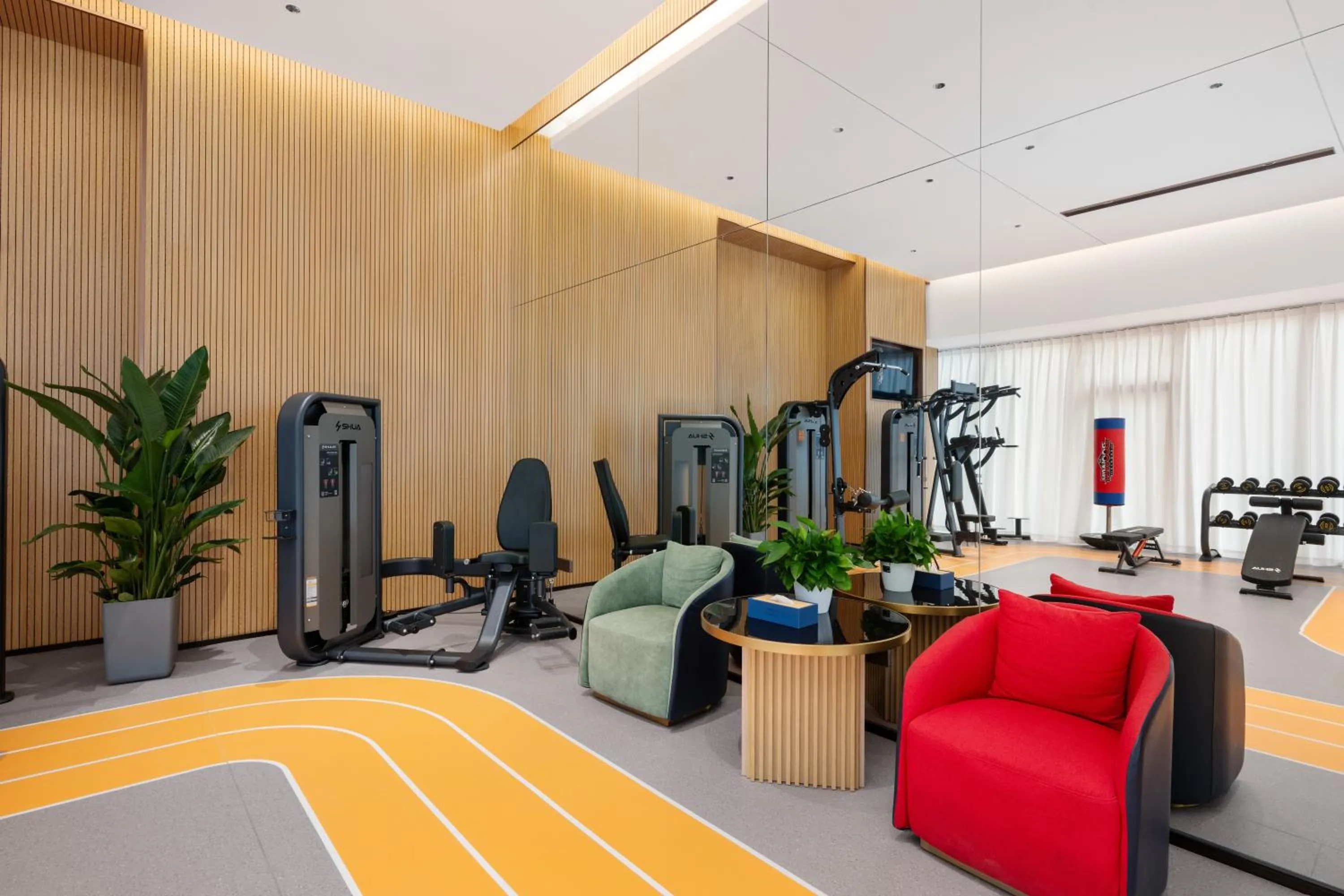 Fitness centre/facilities in Ramada by Wyndham Guangzhou Huangpu