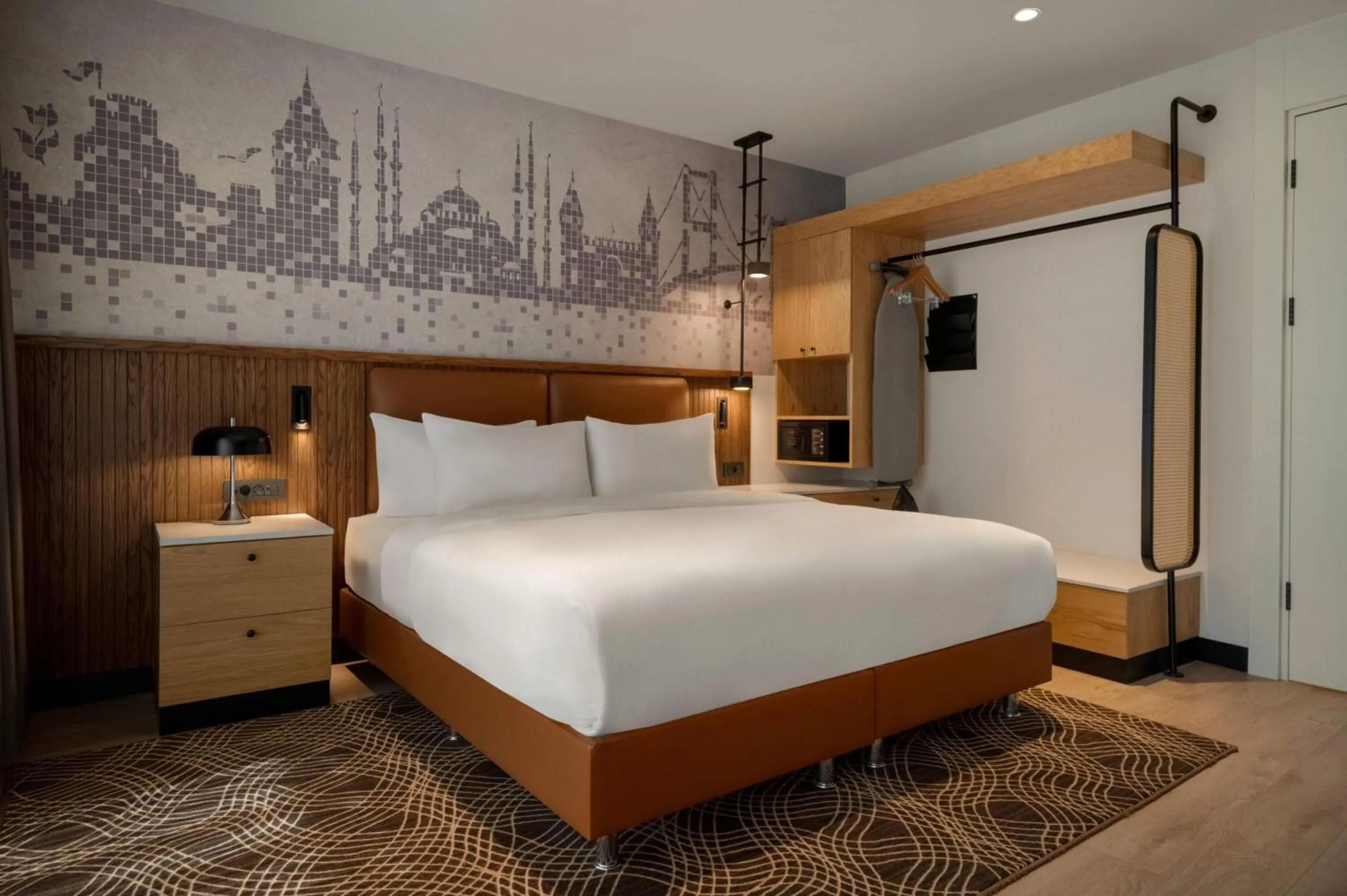 Photo of the whole room, Bed in Tryp by Wyndham Istanbul Beyoglu
