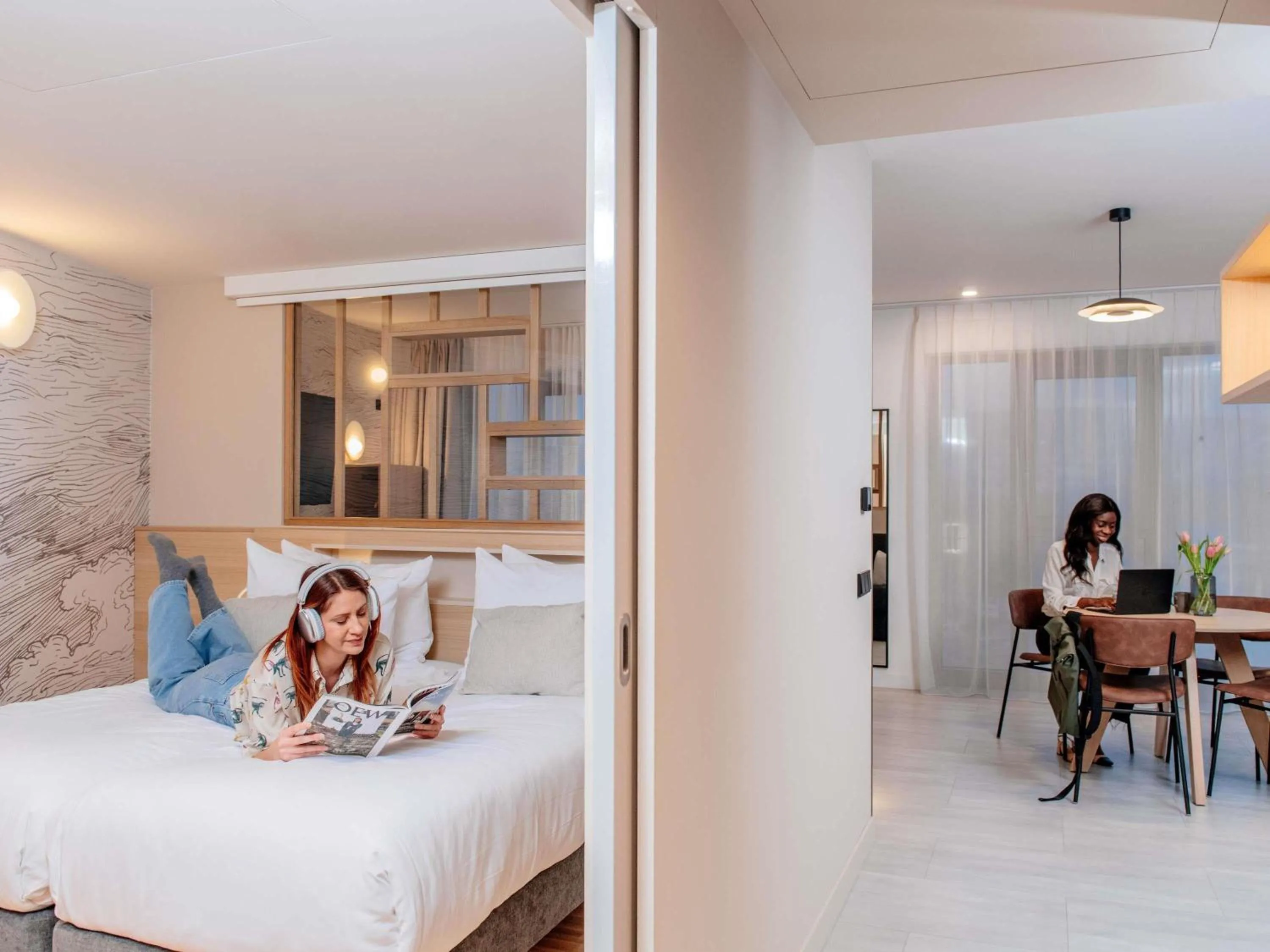 Bedroom, Bed in Aparthotel Adagio Stuttgart NeckarPark