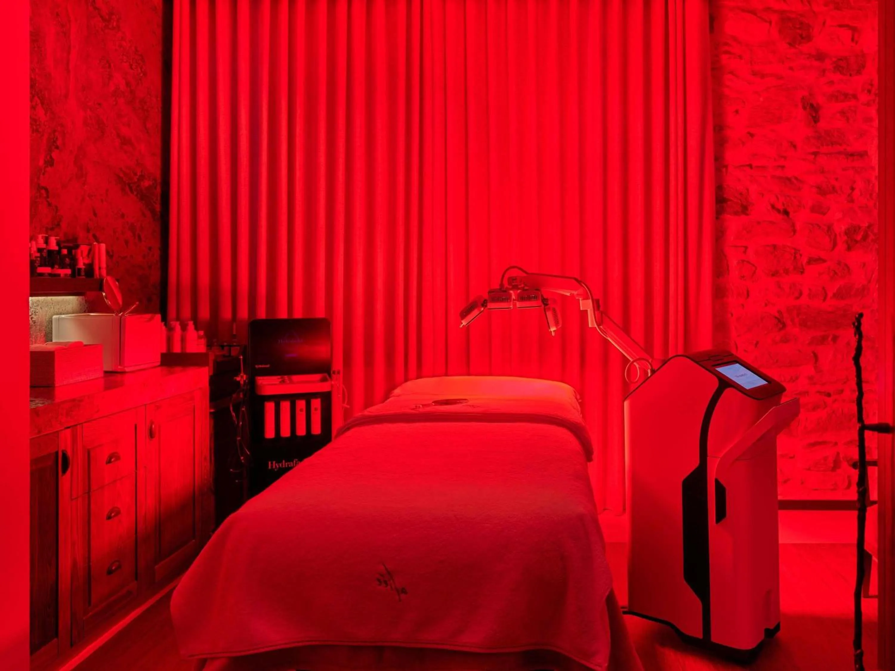 Lounge or bar, Bed in Aliée Istanbul - A Paris Society Collection Hotel