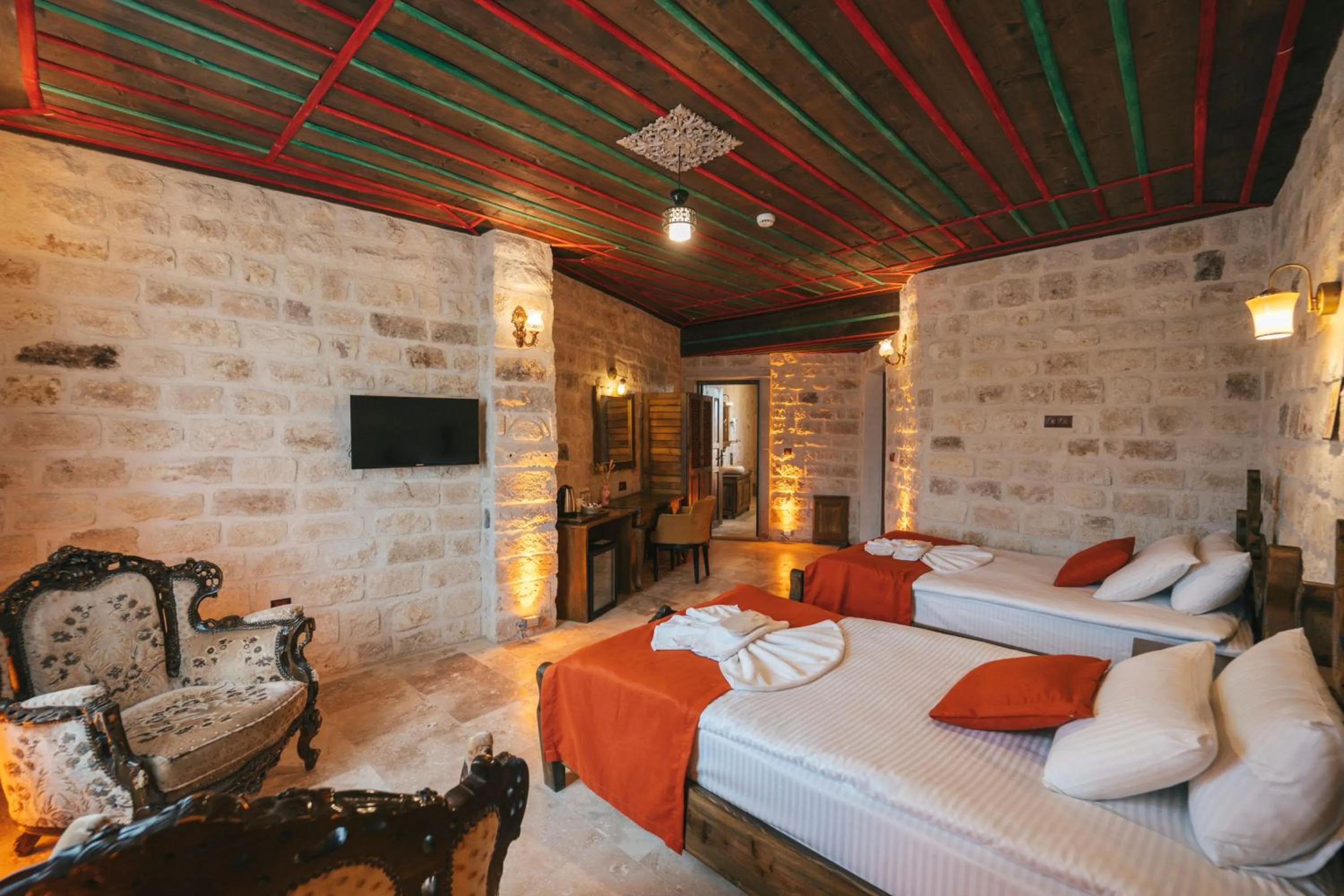 Bed in Cappatria Cave House