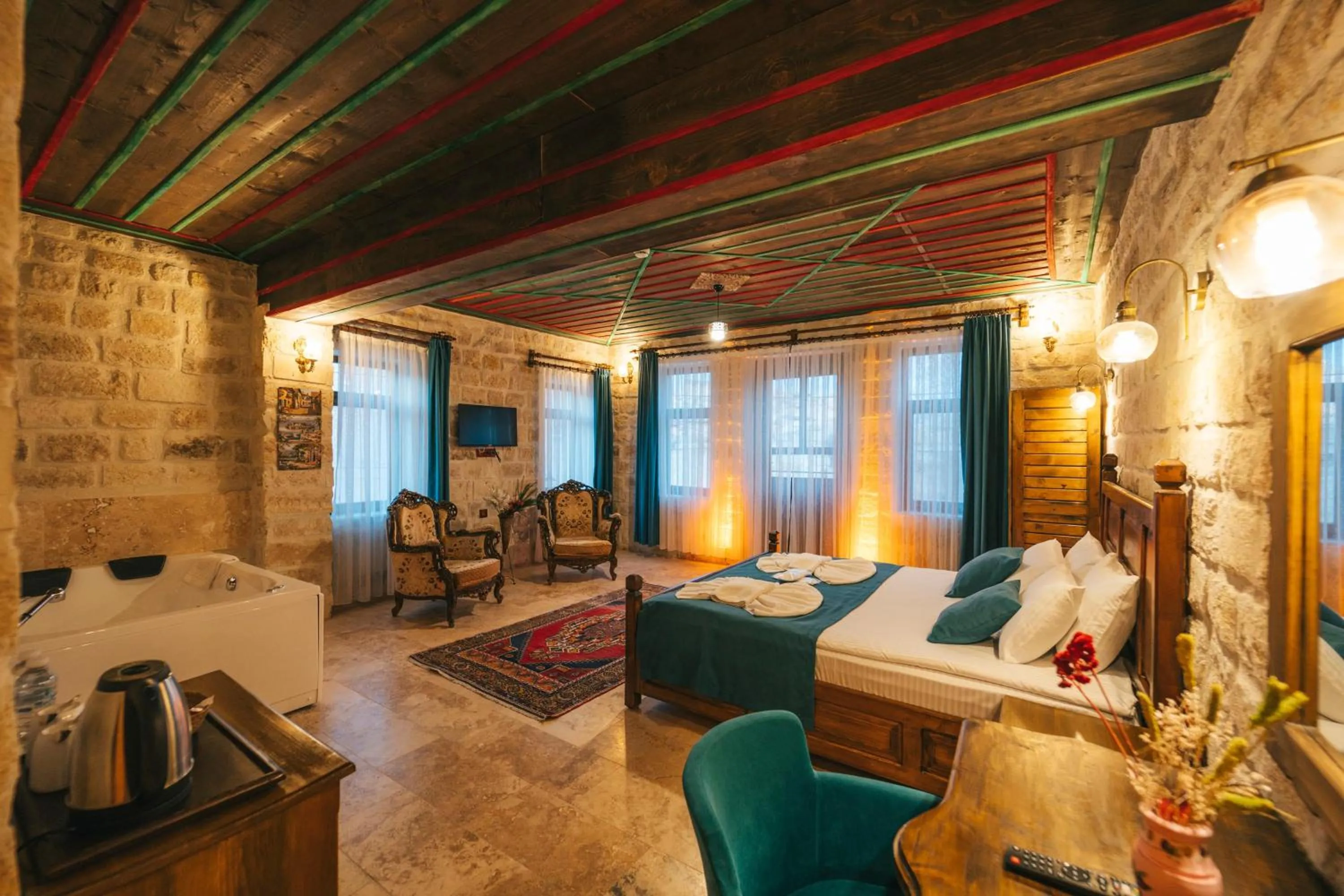 Bed in Cappatria Cave House