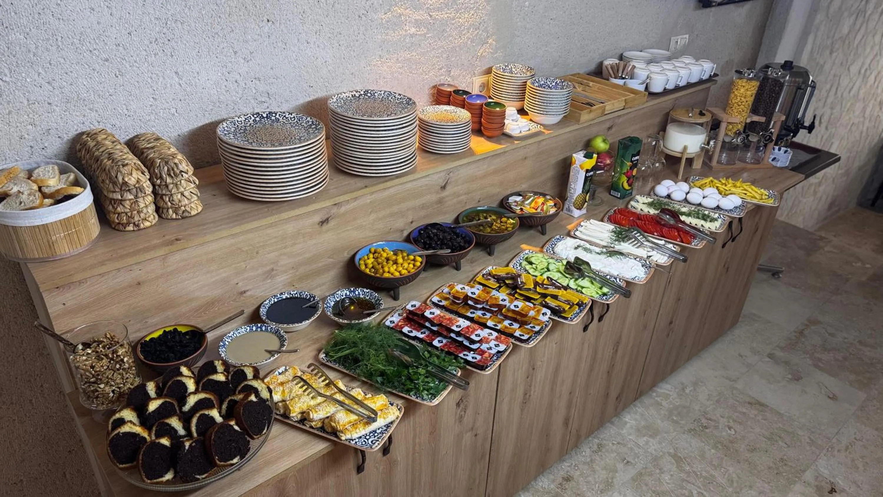 Breakfast in Cappatria Cave House