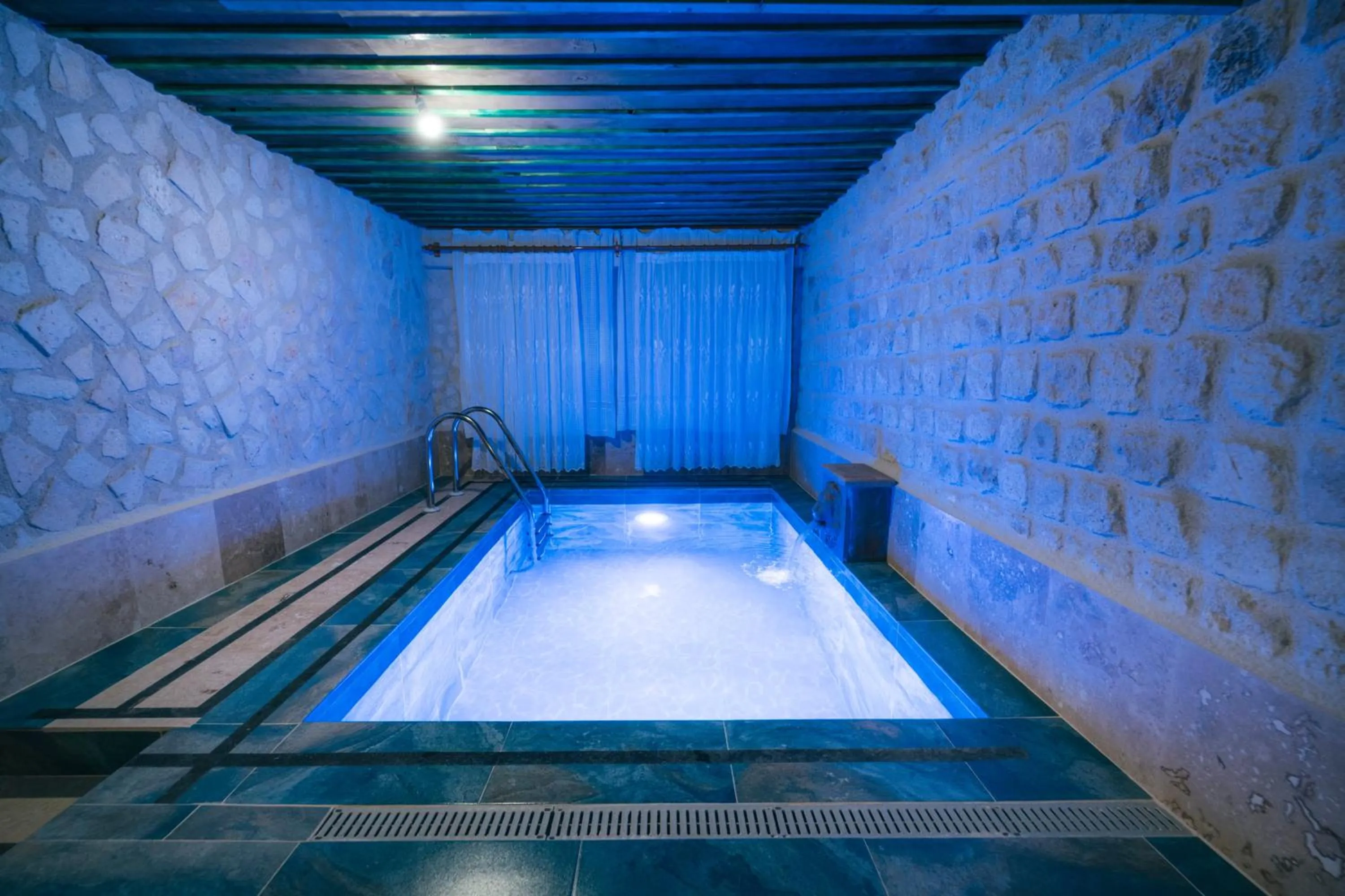 Pool view in Cappatria Cave House