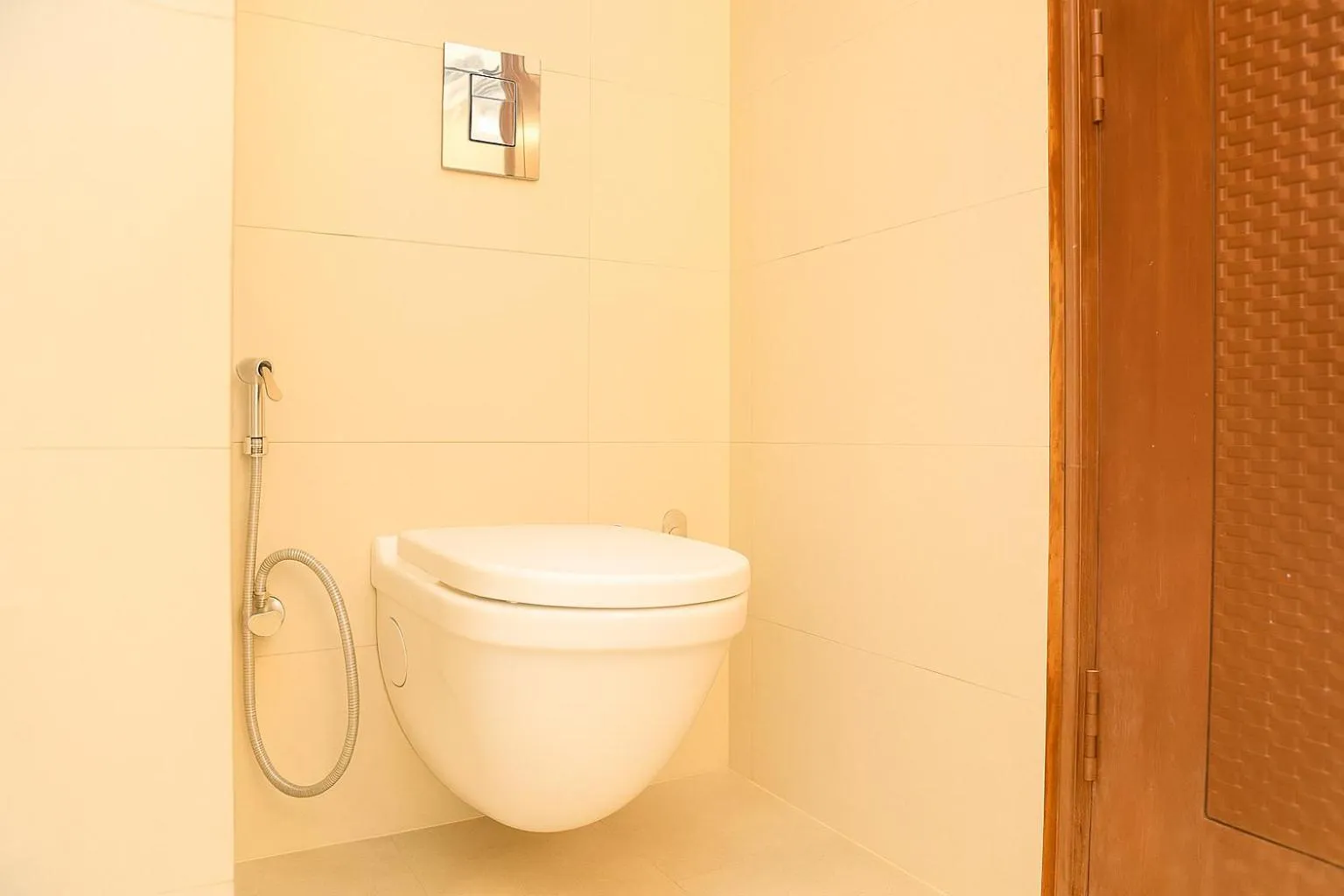 Toilet in Hotel Samrat - On Mall Road