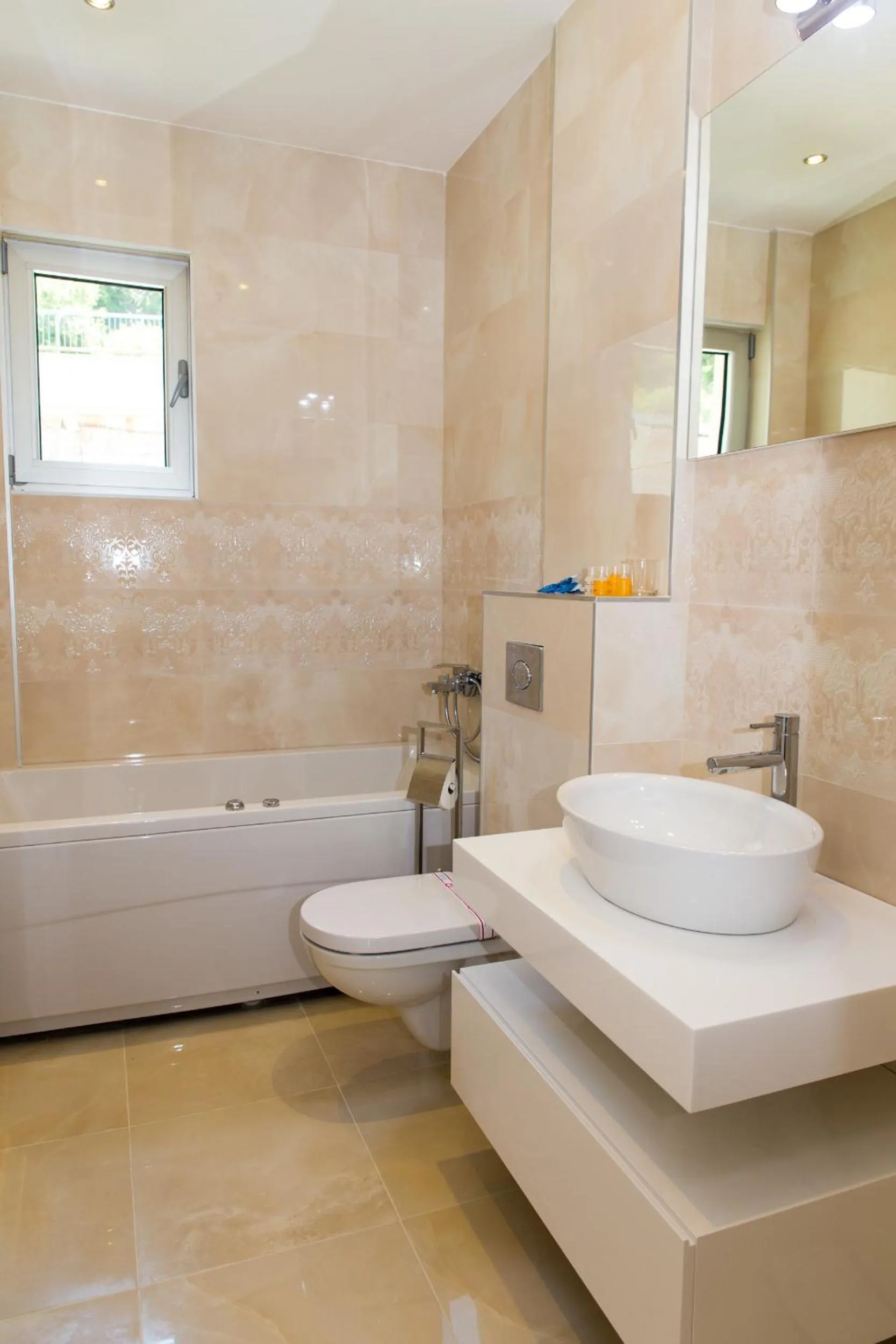 Bathroom in Hotel Ponta Nova